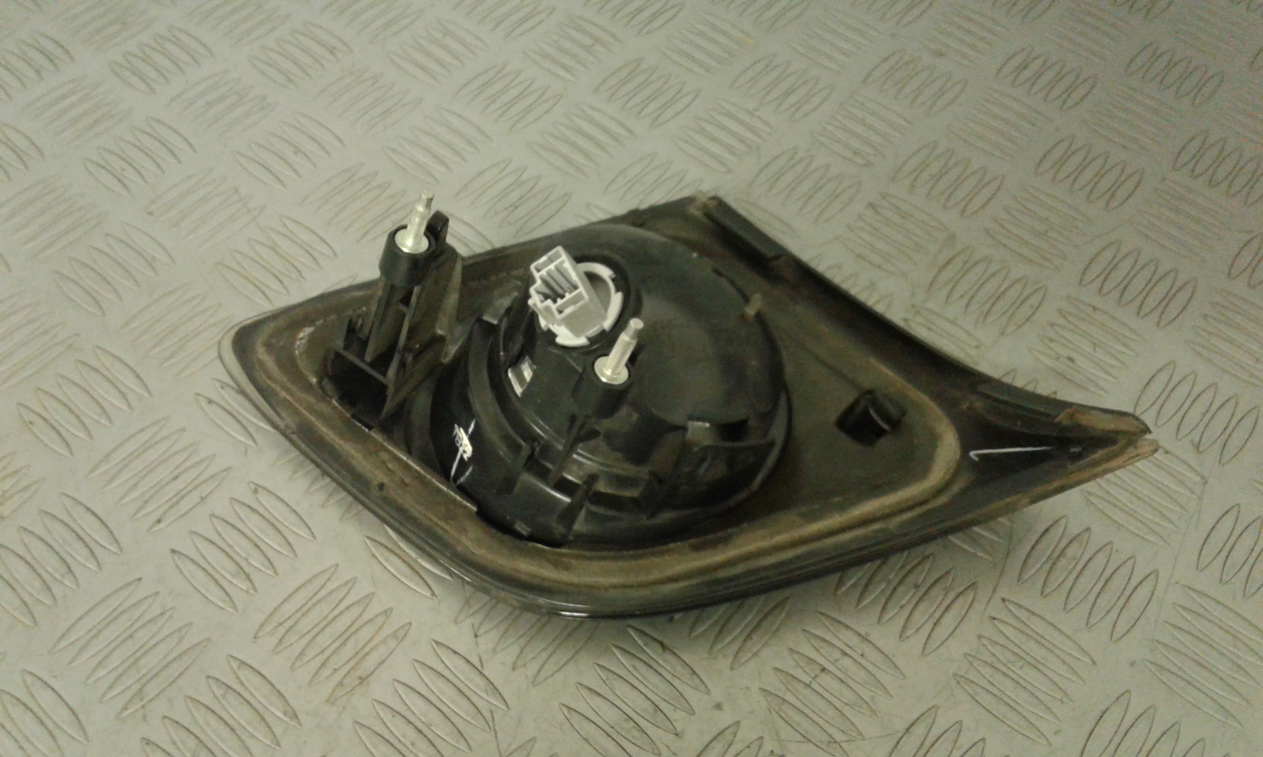 Stop Posteriore Destro Integrato nel Portello MAZDA 3 Berlina 1 Serie