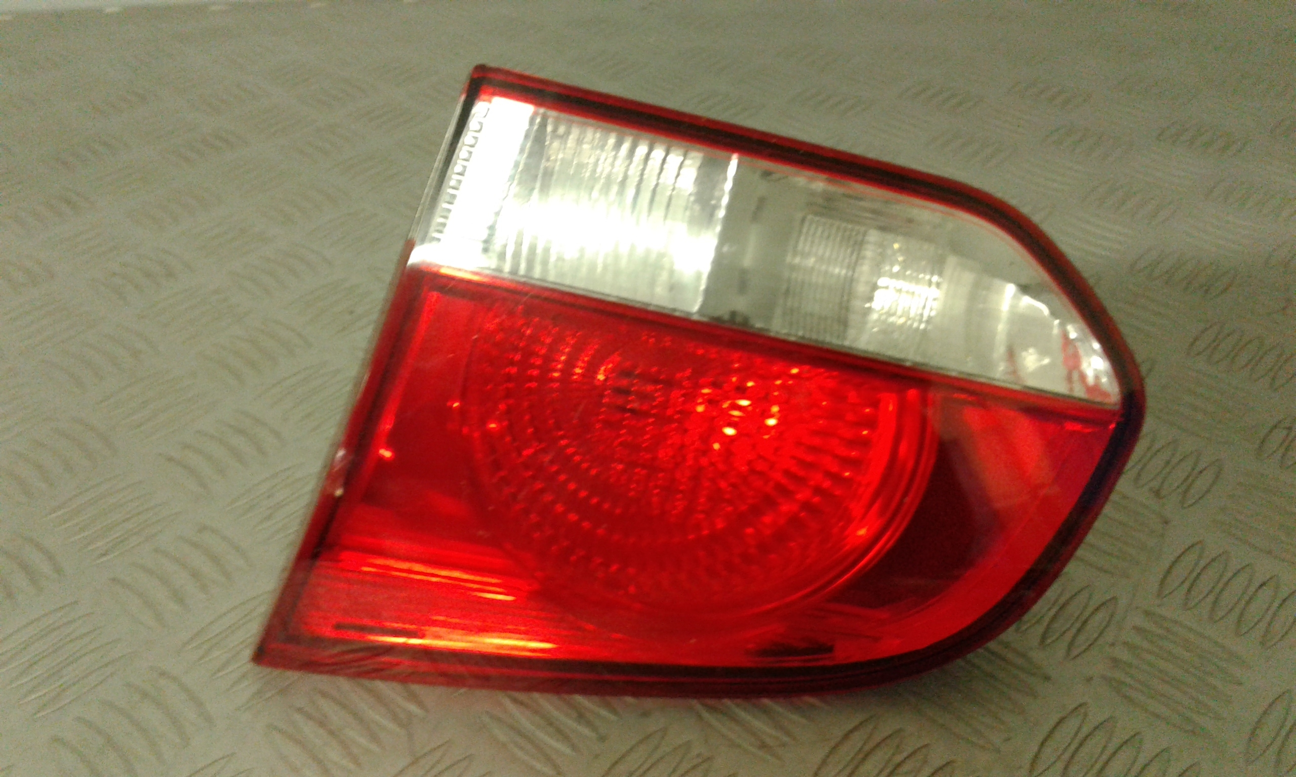 Stop Posteriore Destro Integrato nel Portello VOLKSWAGEN Golf 6 Berlina