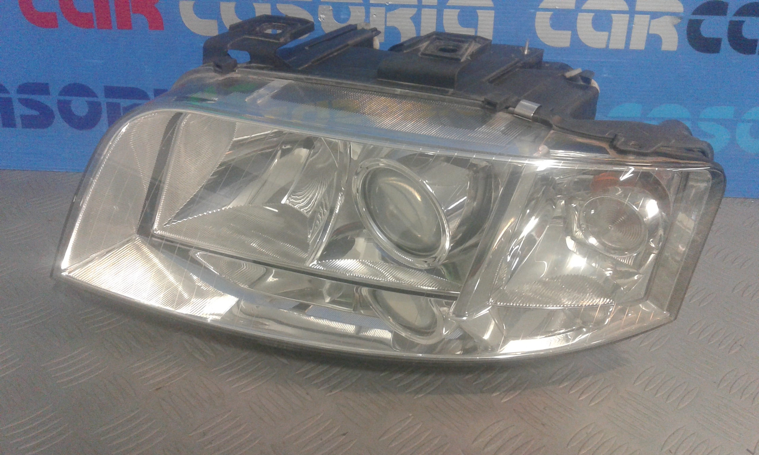 Faro anteriore Sinistro Guida AUDI A6 Avant 2 Serie