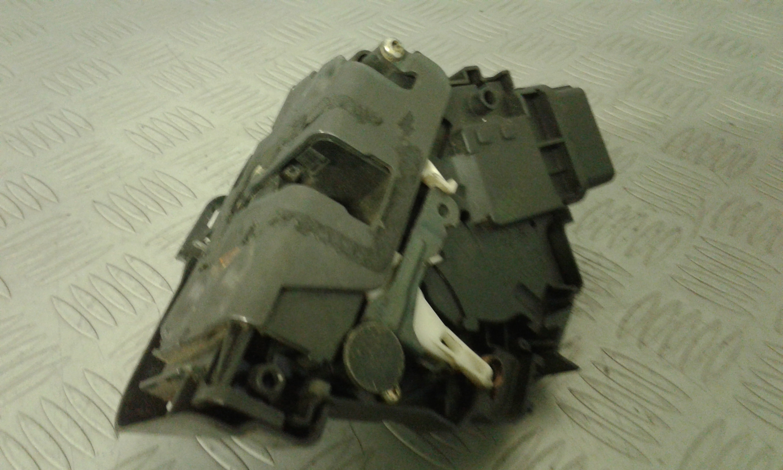 Serratura Anteriore Destra FORD C - Max 1 Serie