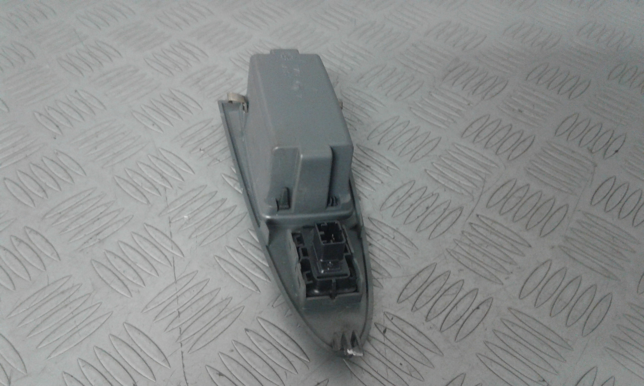 Pulsantiera Posteriore Destra FIAT Croma 2 Serie