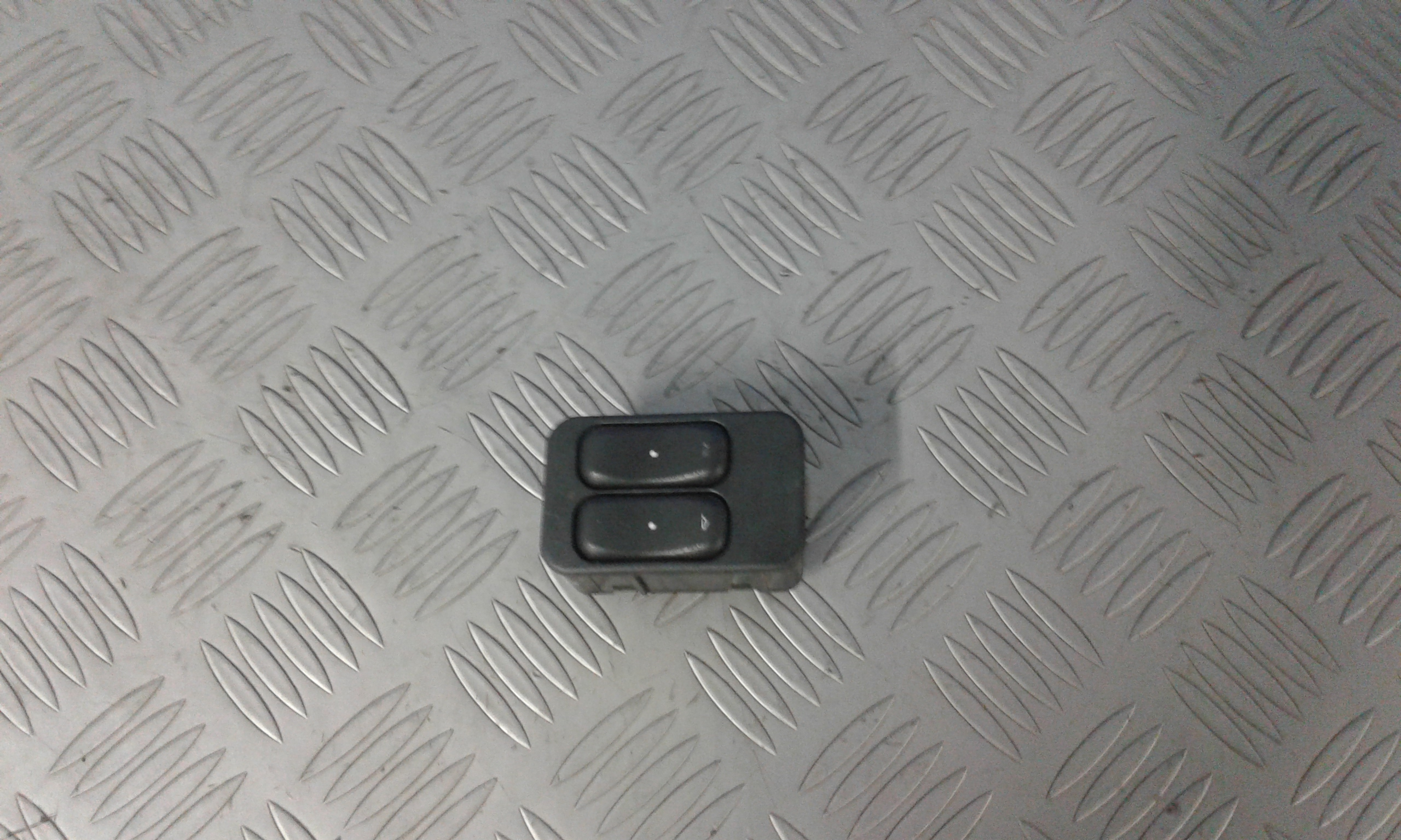 Pulsantiera Anteriore Sinistra Guida OPEL Meriva 1 Serie