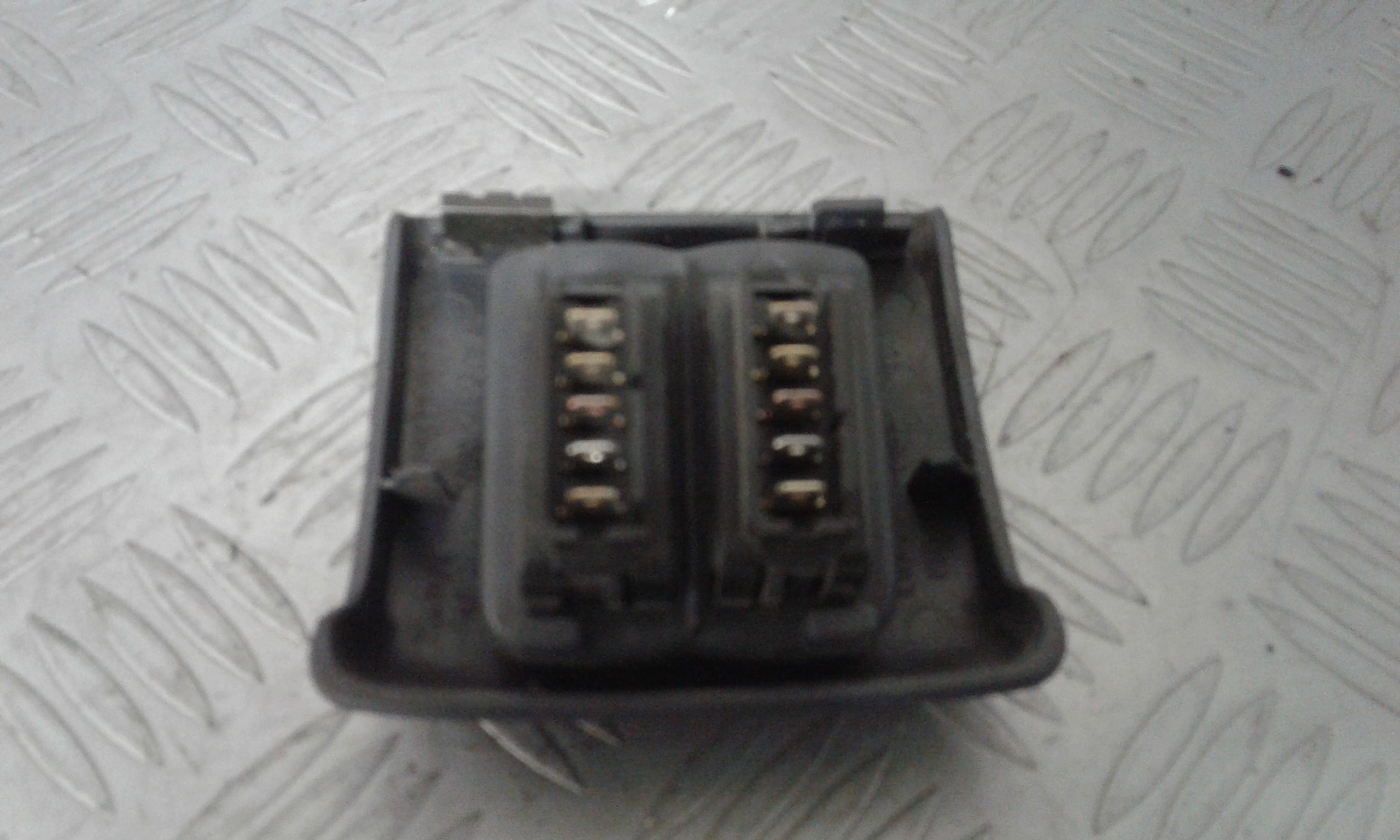 Pulsantiera Anteriore Sinistra Guida RENAULT Megane Coach