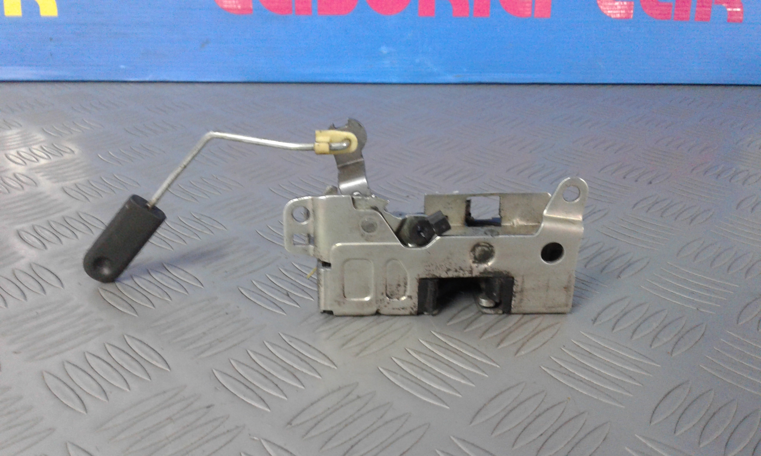 Serratura Anteriore Sinistra IVECO Daily 4 Serie