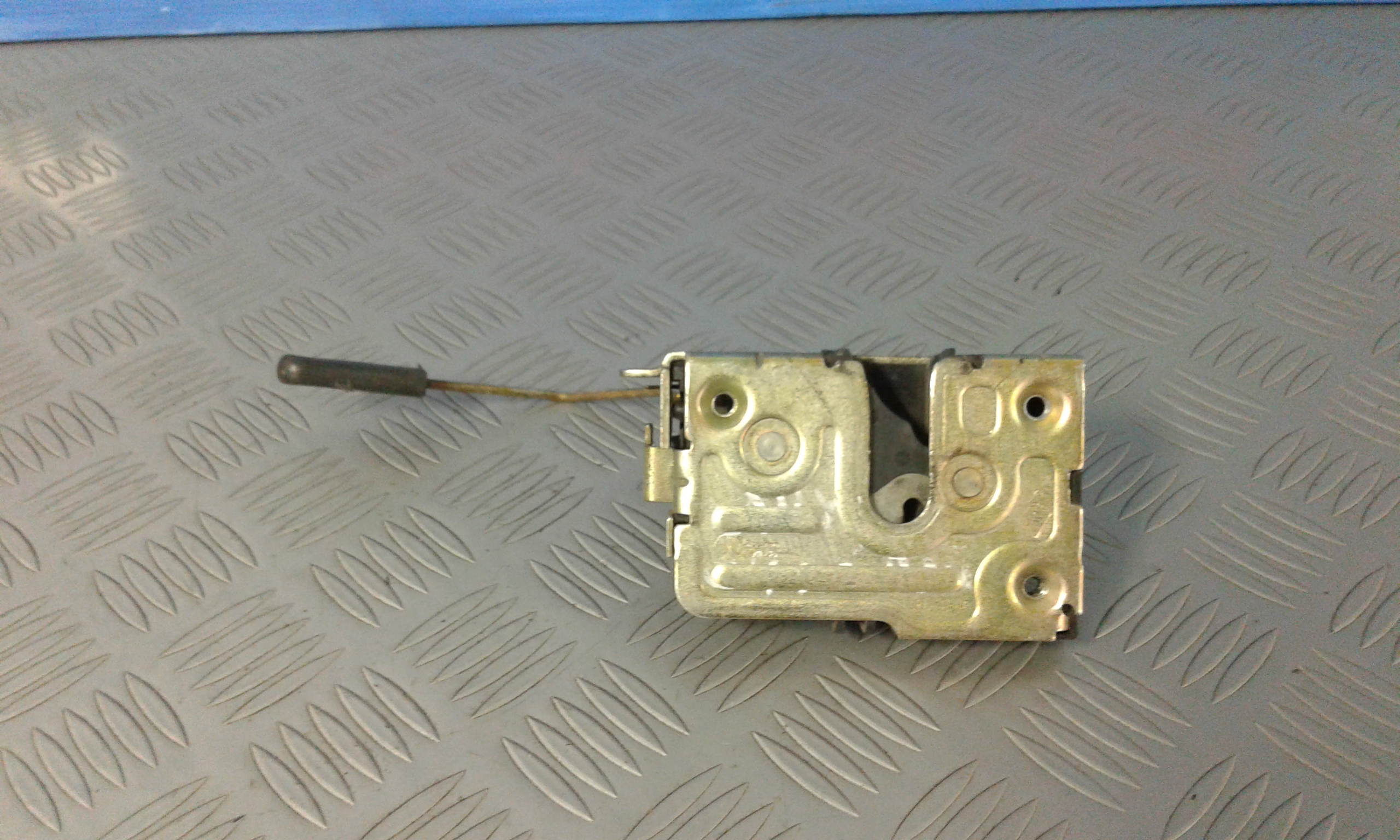 Serratura Anteriore Sinistra IVECO Daily 4 Serie