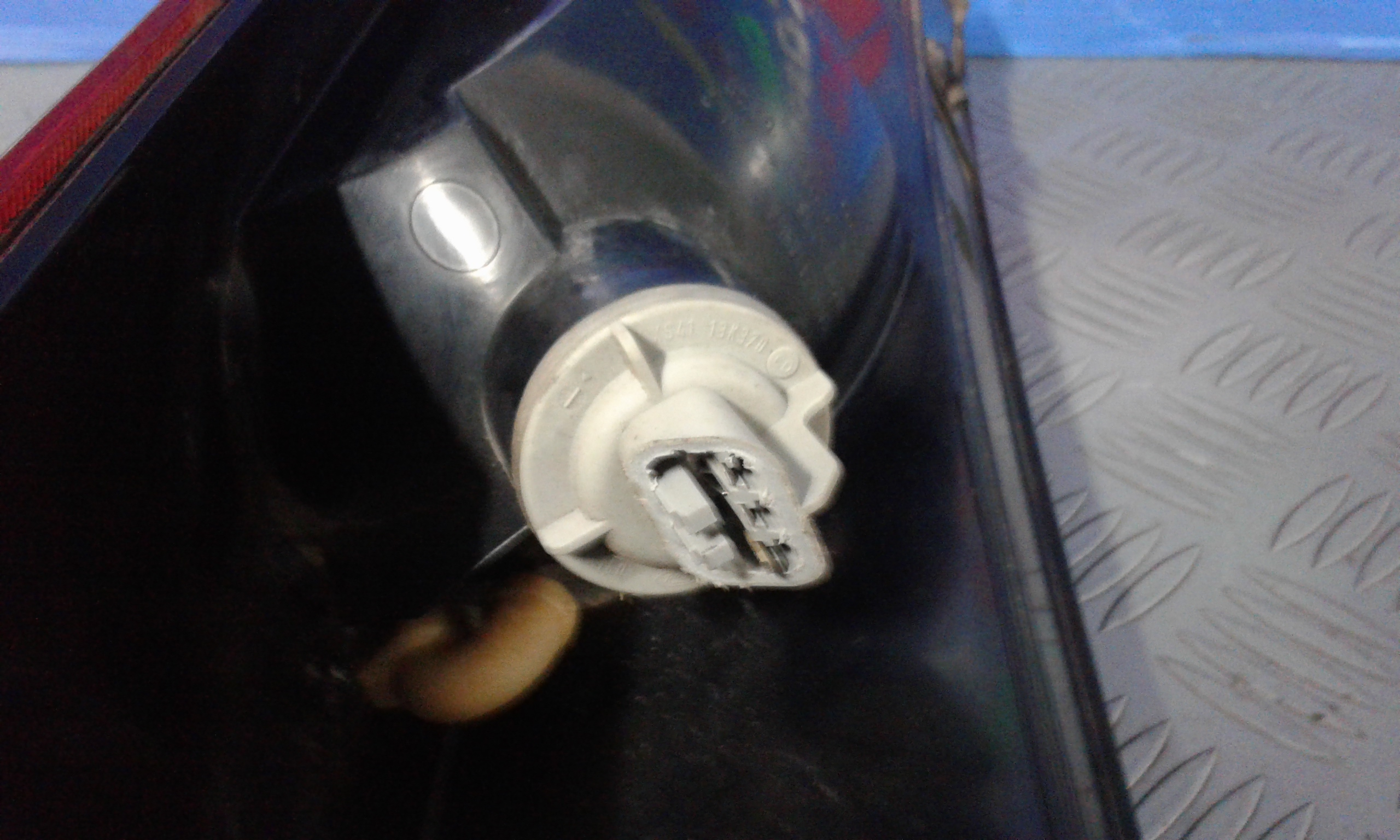 Stop Posteriore sinistro lato Guida FORD Focus Berlina 3 Serie