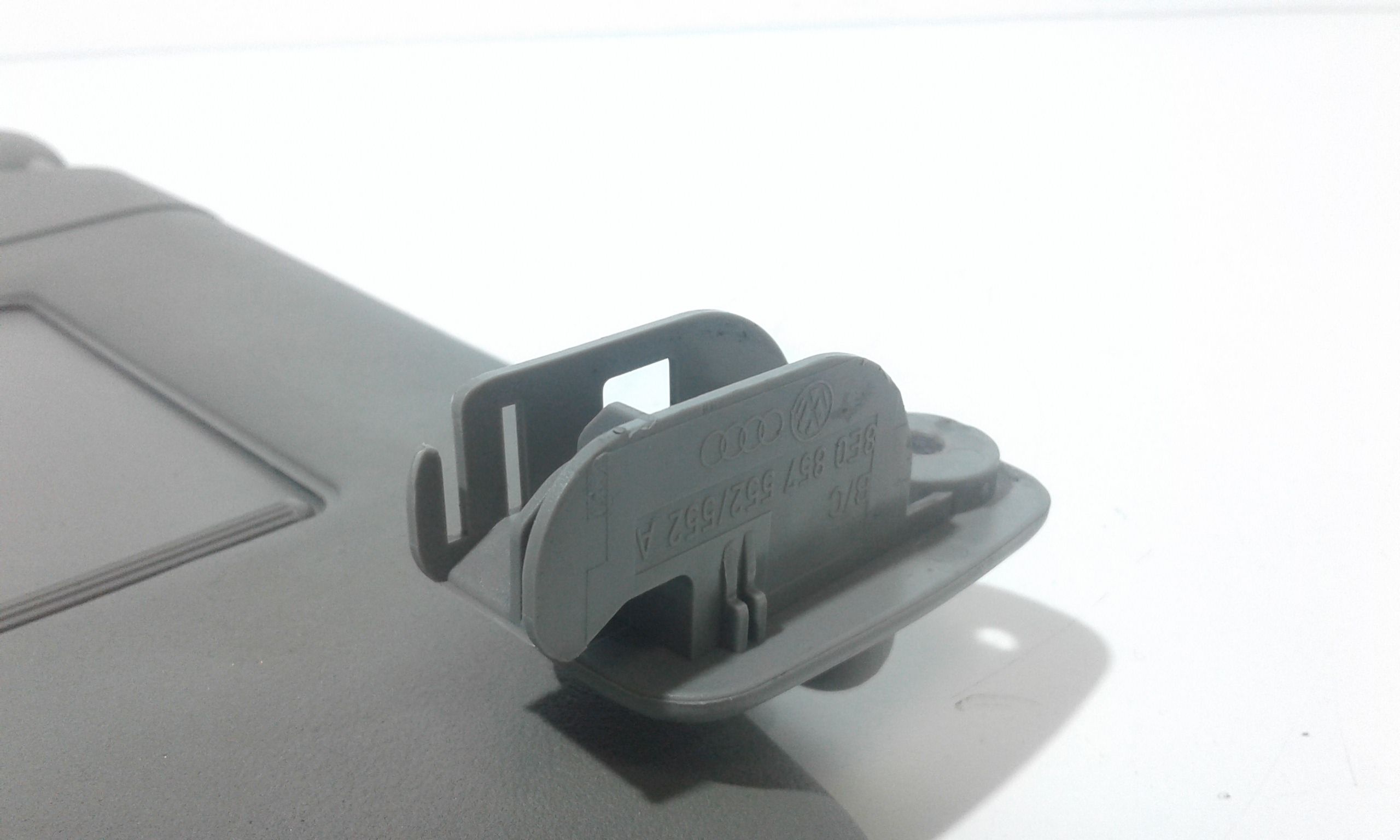 Parasole aletta Lato Passeggero AUDI A4 Avant (8E) 1 serie