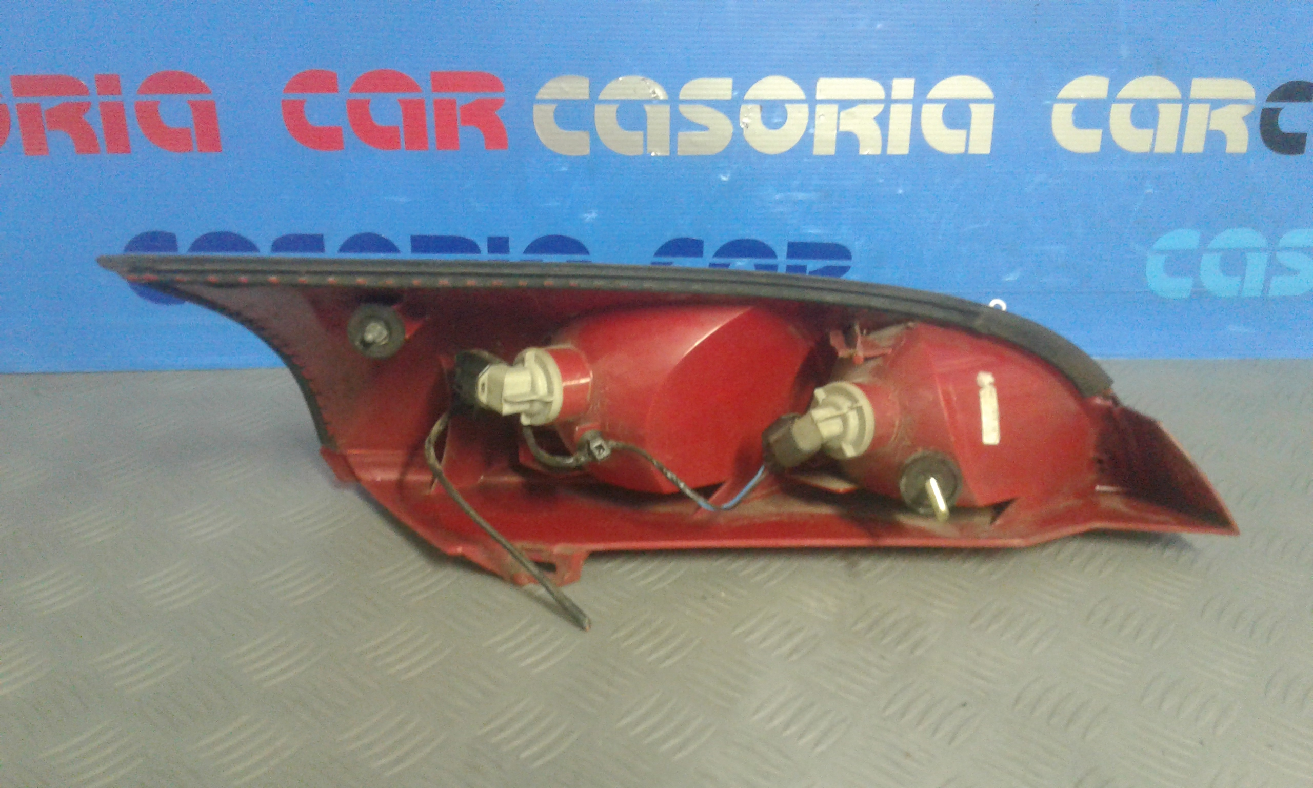 Stop Posteriore sinistro lato Guida FORD Focus Berlina 1 Serie