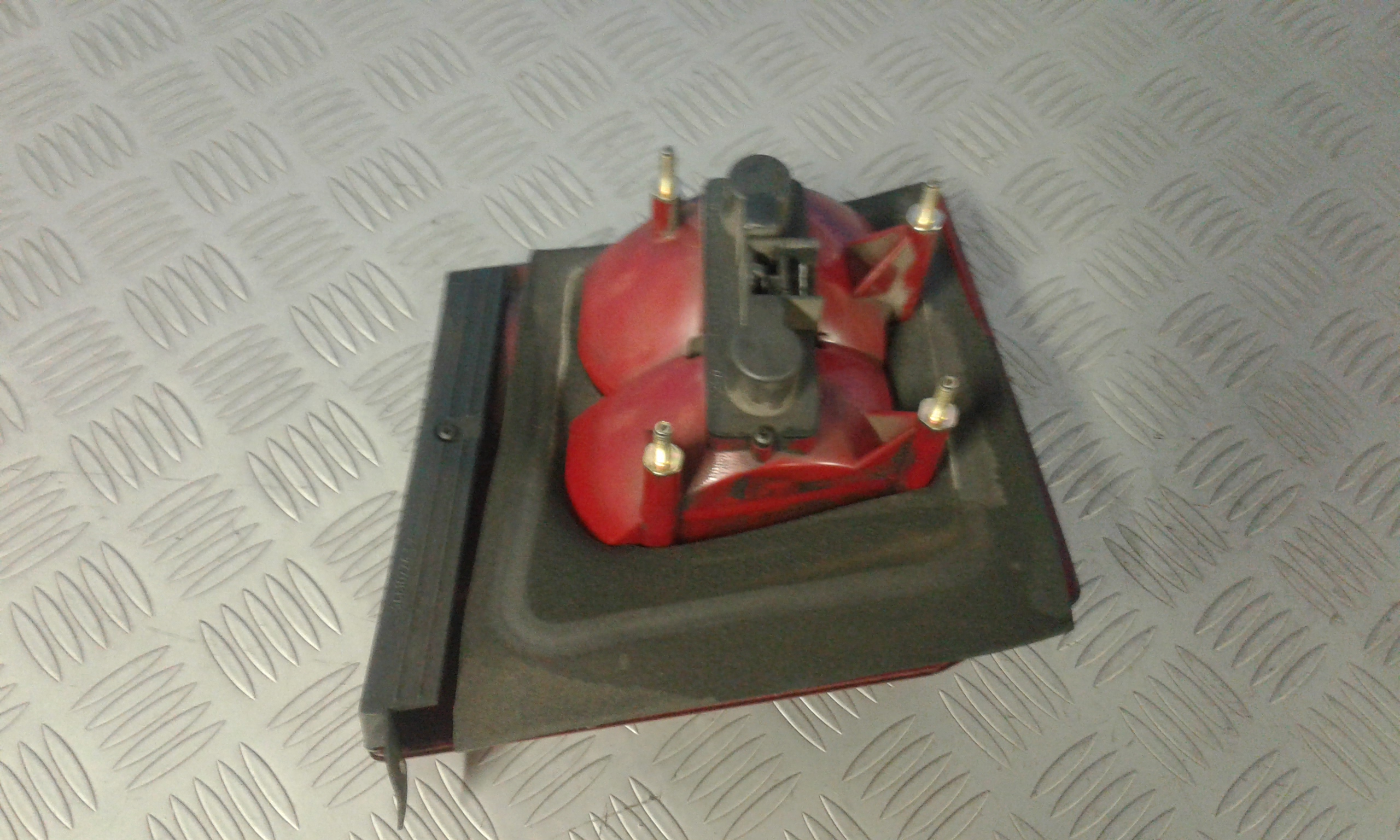 Stop Posteriore Sinistro Integrato nel Portello LANCIA Dedra S. Wagon