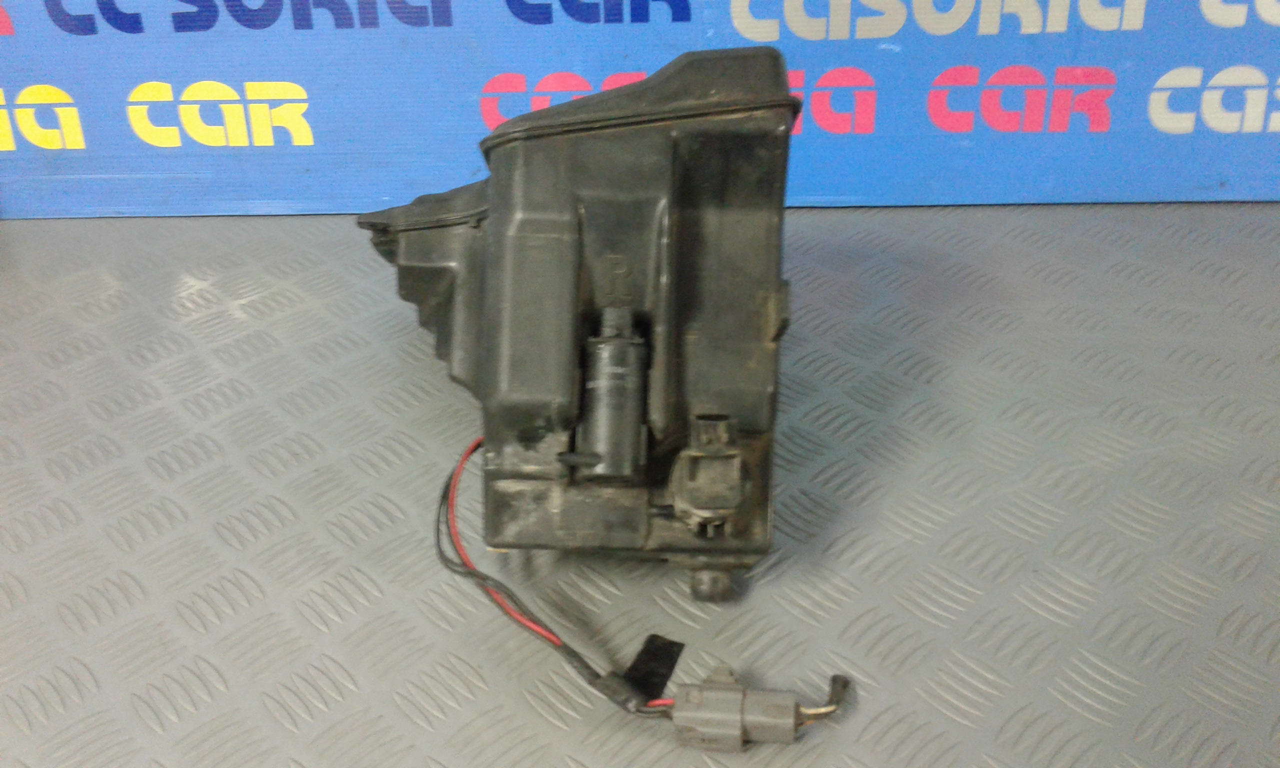 Vaschetta Tergi ant MAZDA 6 S. Wagon