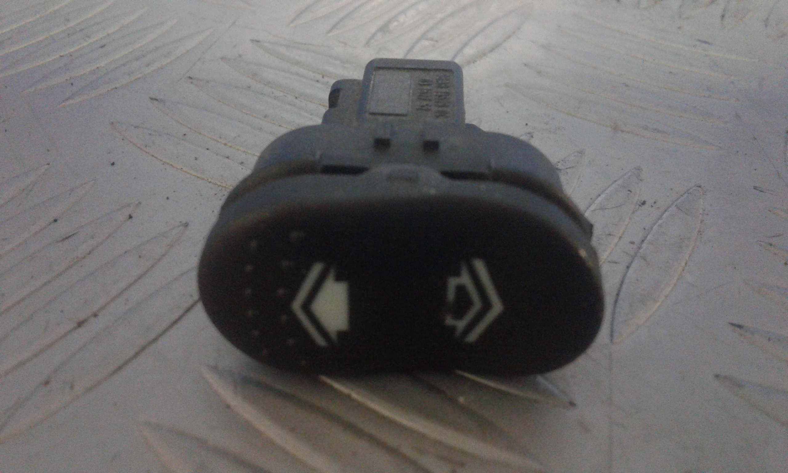 Pulsantiera Anteriore Destra Passeggero FORD Focus Berlina 1 Serie