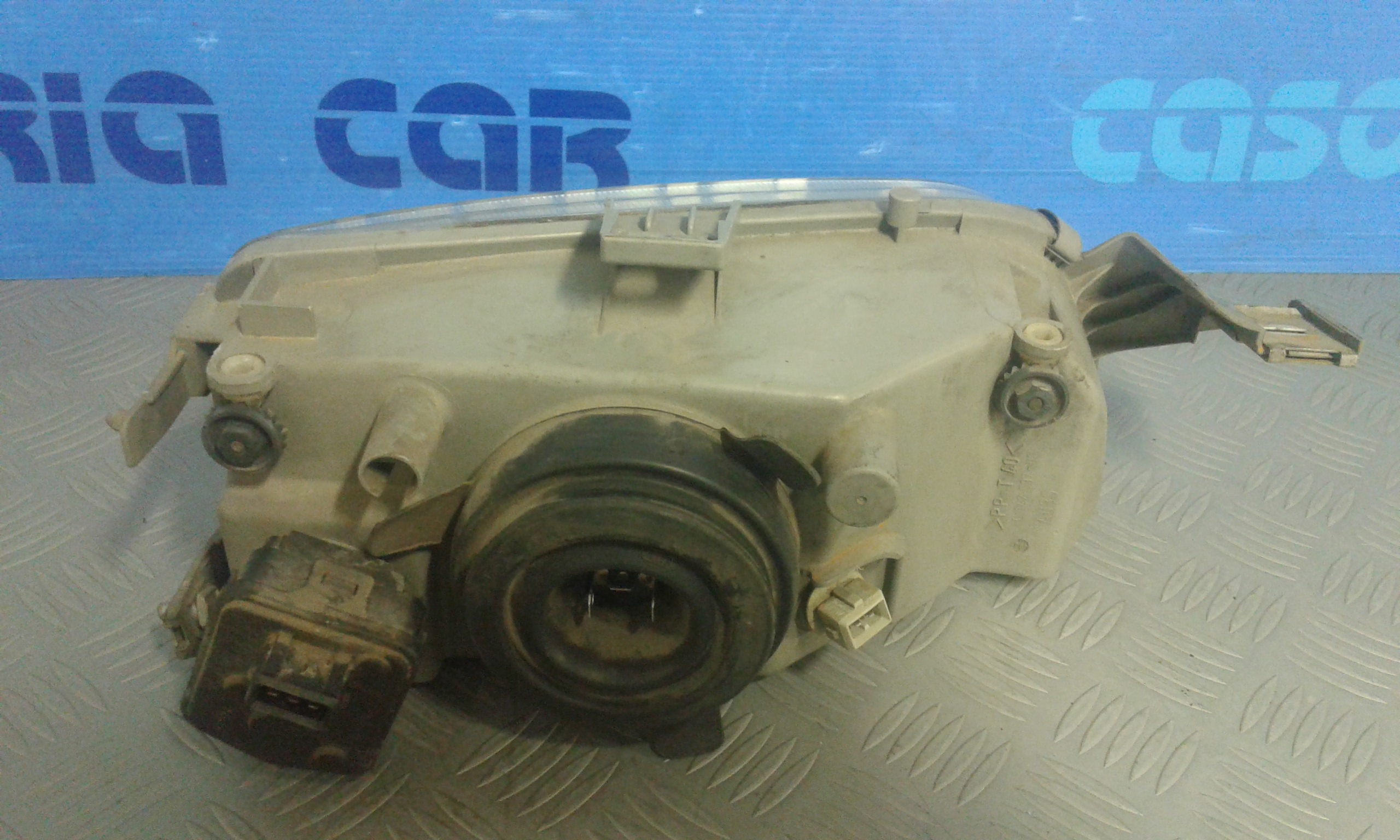 Faro anteriore Sinistro Guida FIAT Punto Berlina 5P