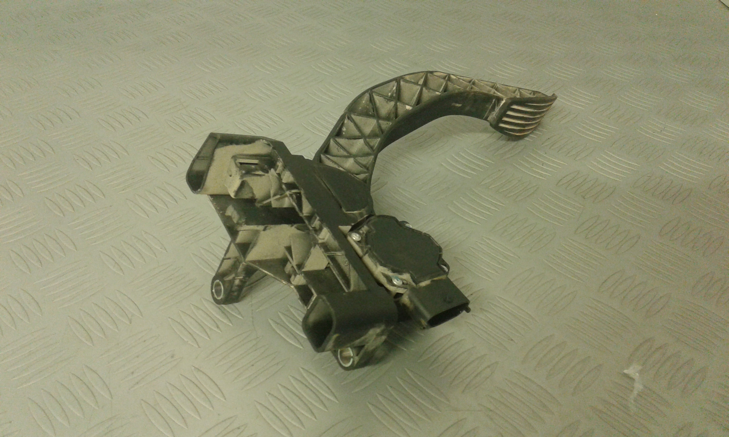 Pedale acceleratore IVECO Daily 4 Serie