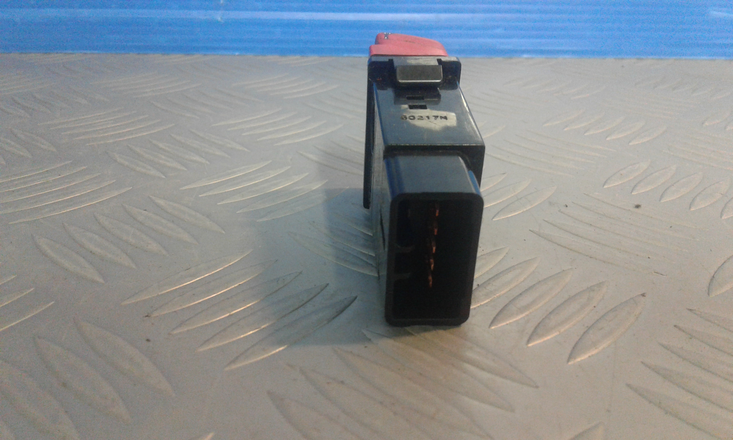 Pulsante luci di emergenza KIA Rio 3 Serie