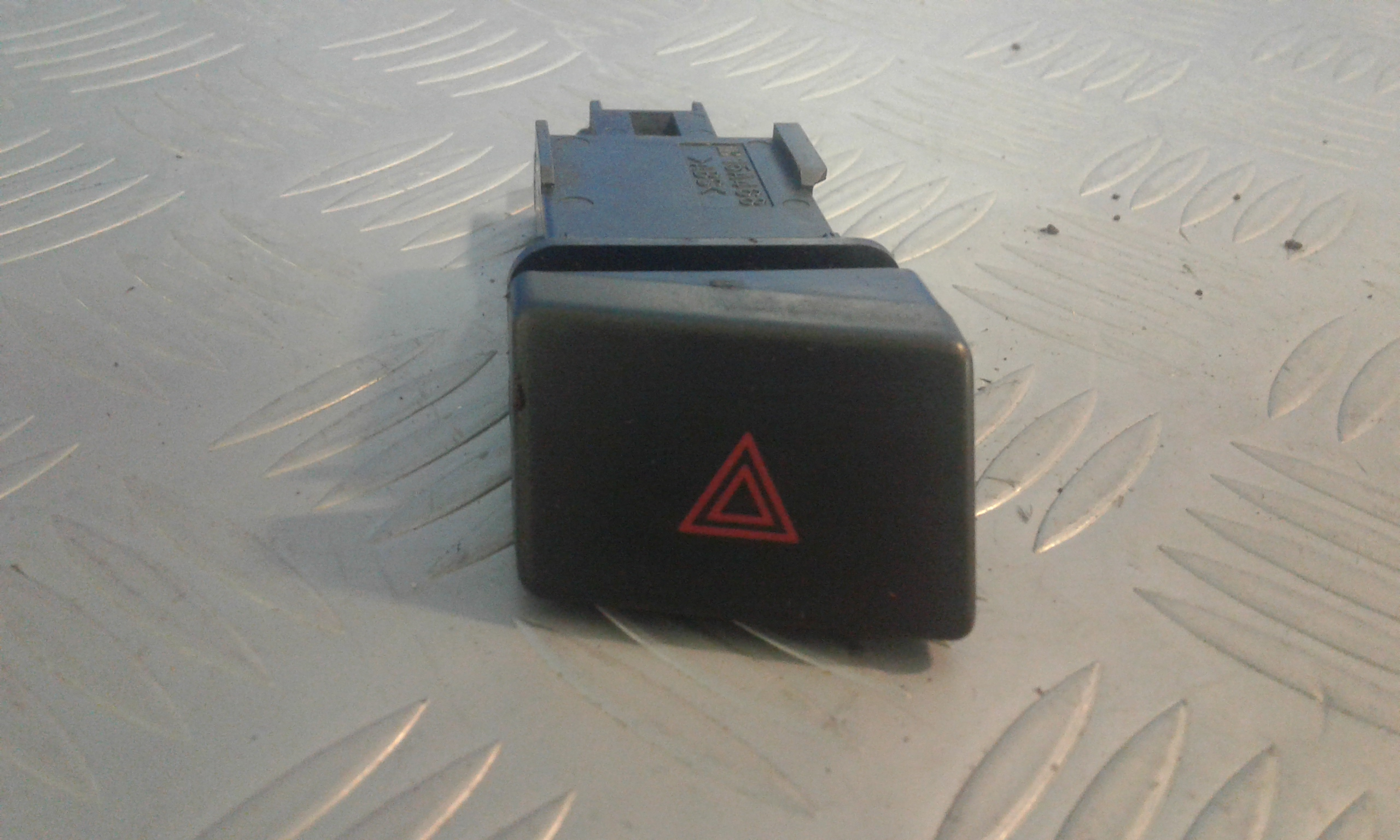 Pulsante luci di emergenza MAZDA 5 Berlina