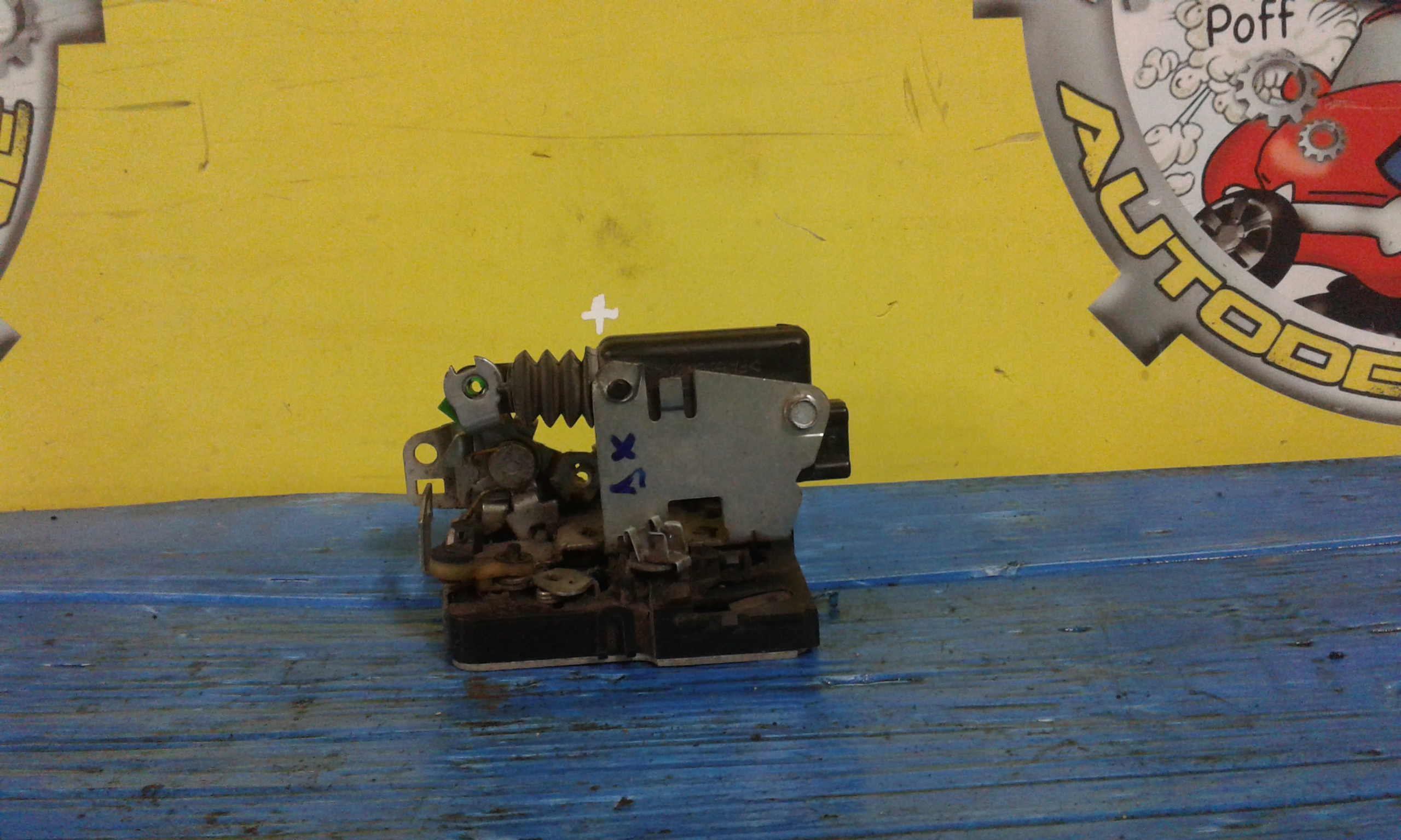 Serratura Anteriore Destra IVECO Daily 4 Serie