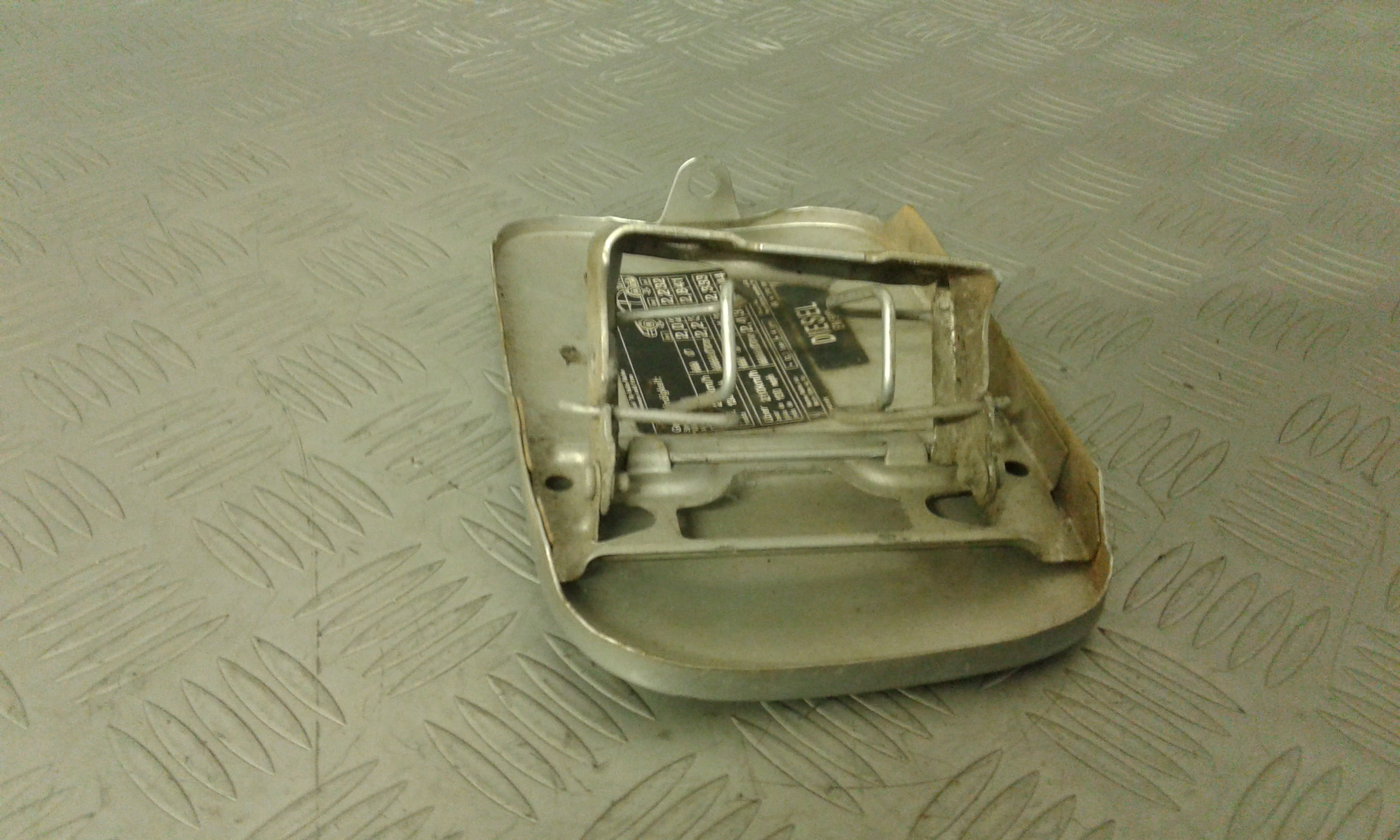 Sportellino Carburante MERCEDES Classe E Berlina W210 2 Serie