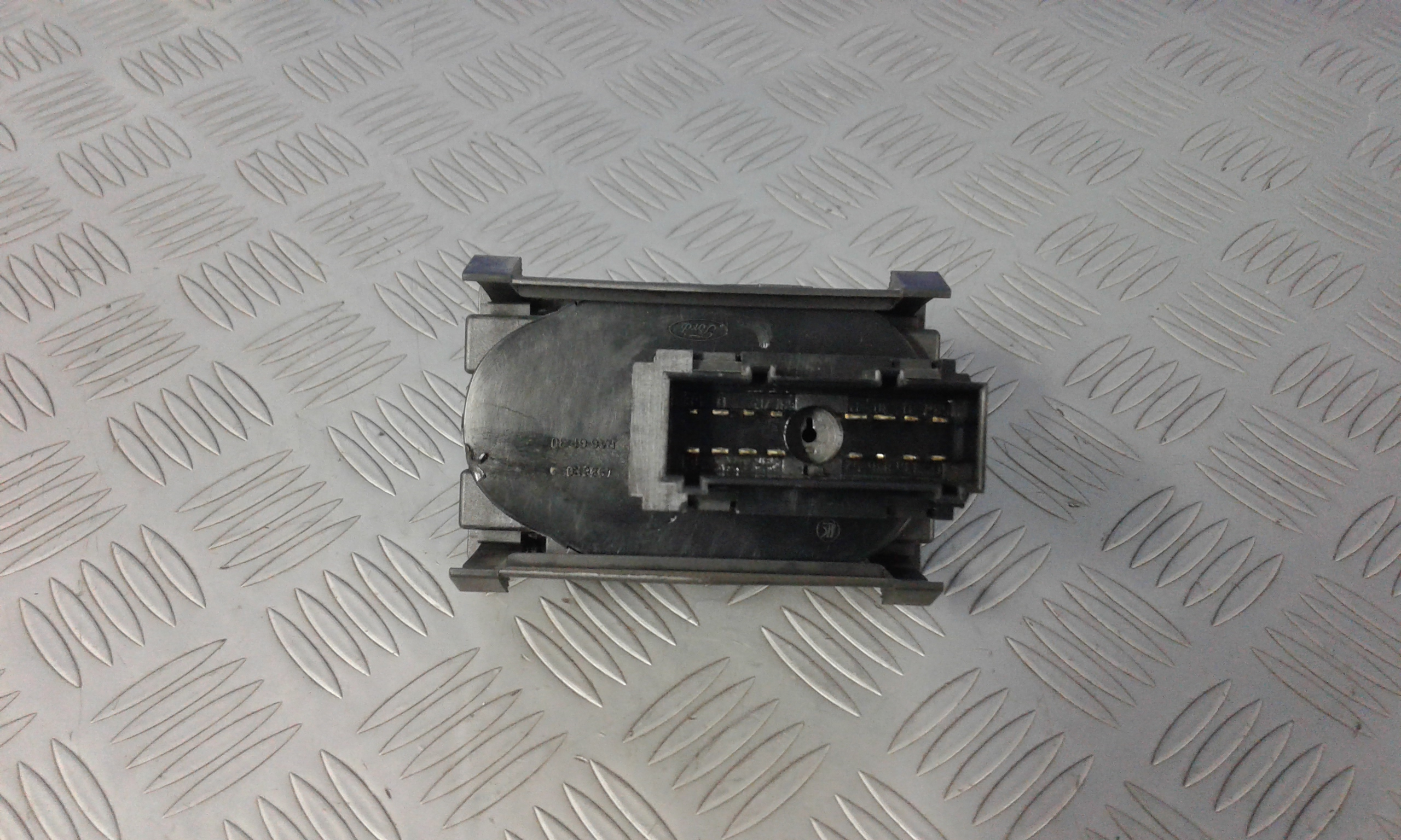 Comando Luci FORD Focus Berlina 3 Serie