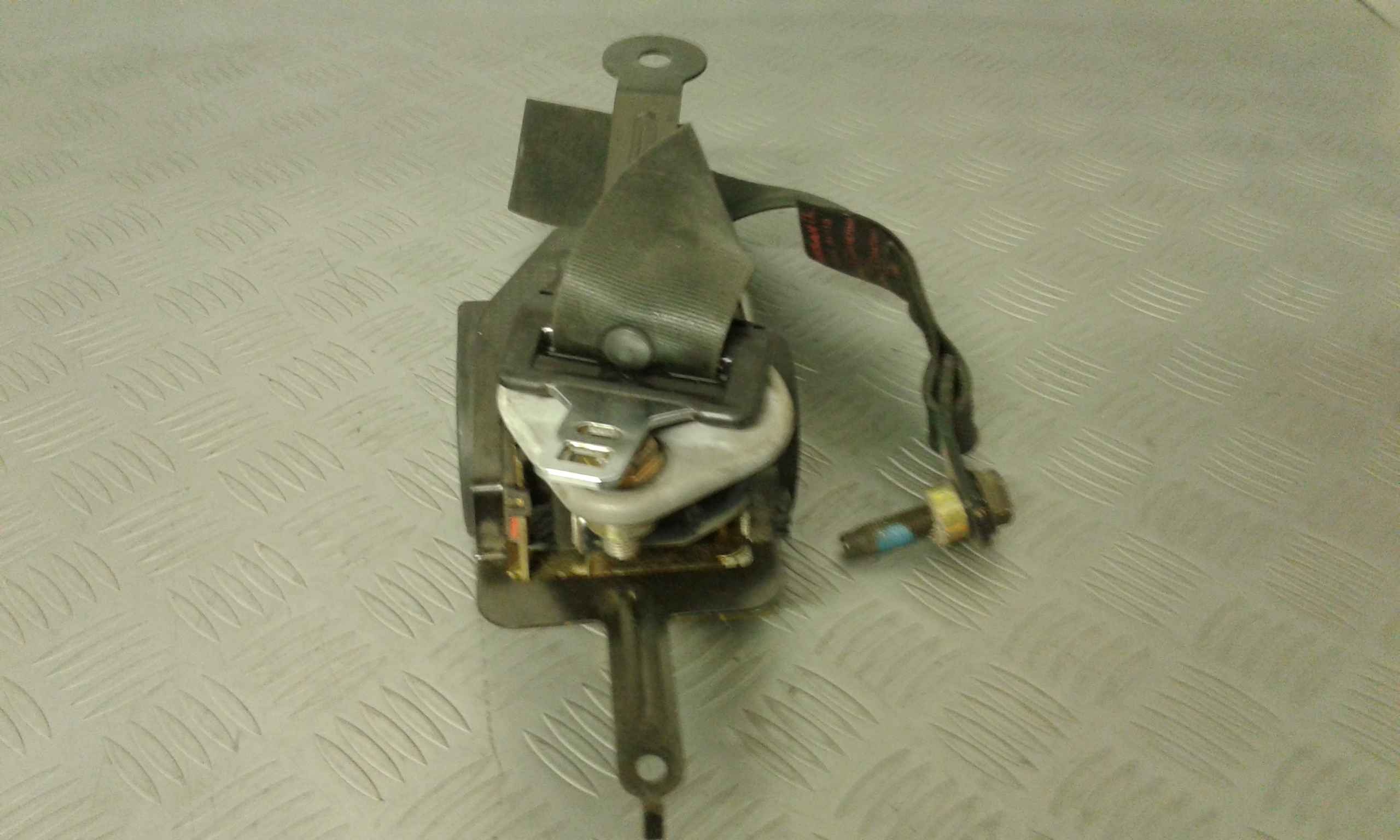 Cintura di Sicurezza anteriore Sinistra con pretensionatore NISSAN Primera Berlina 3 Serie