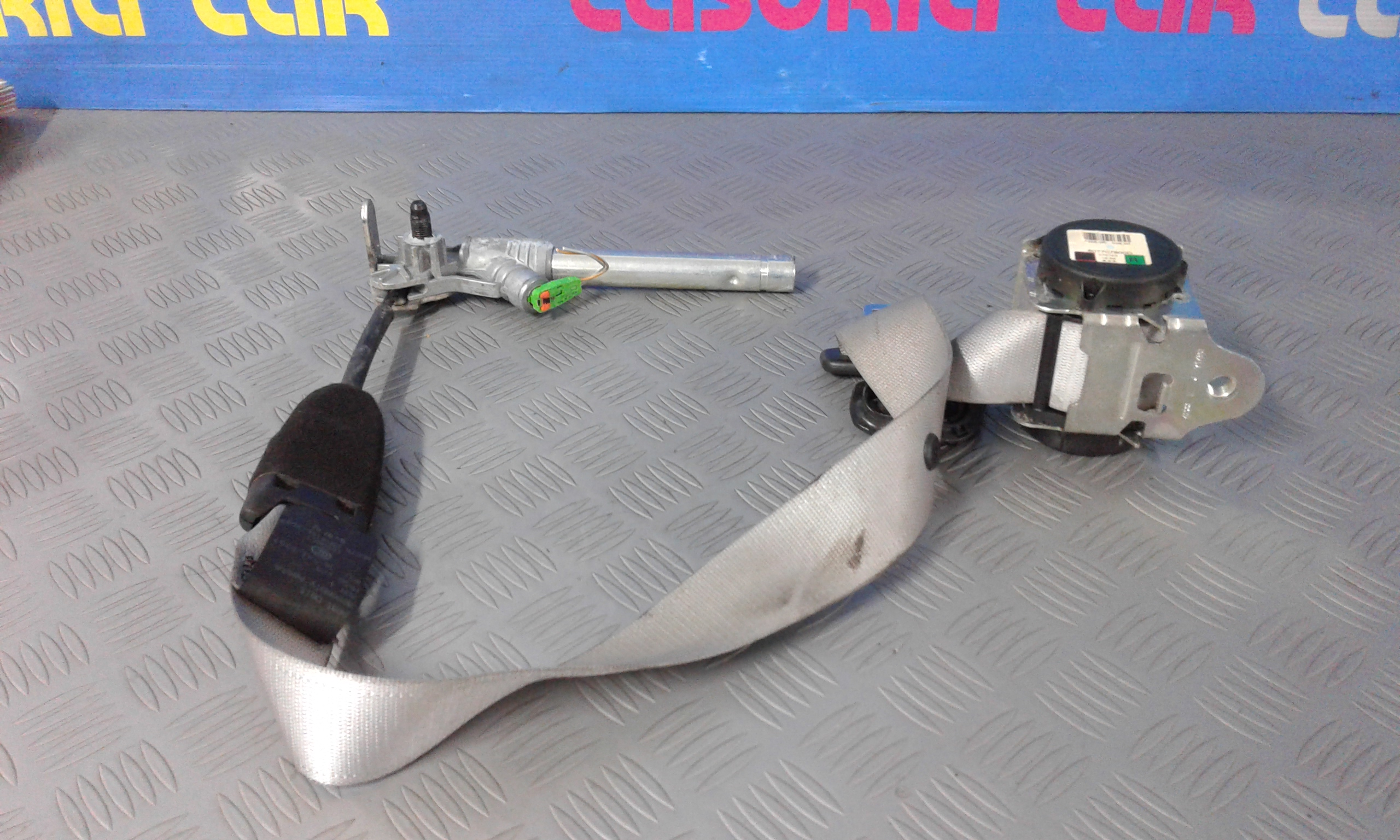 Cintura di Sicurezza anteriore Destra con pretensionatore OPEL Corsa D 5P 1 Serie