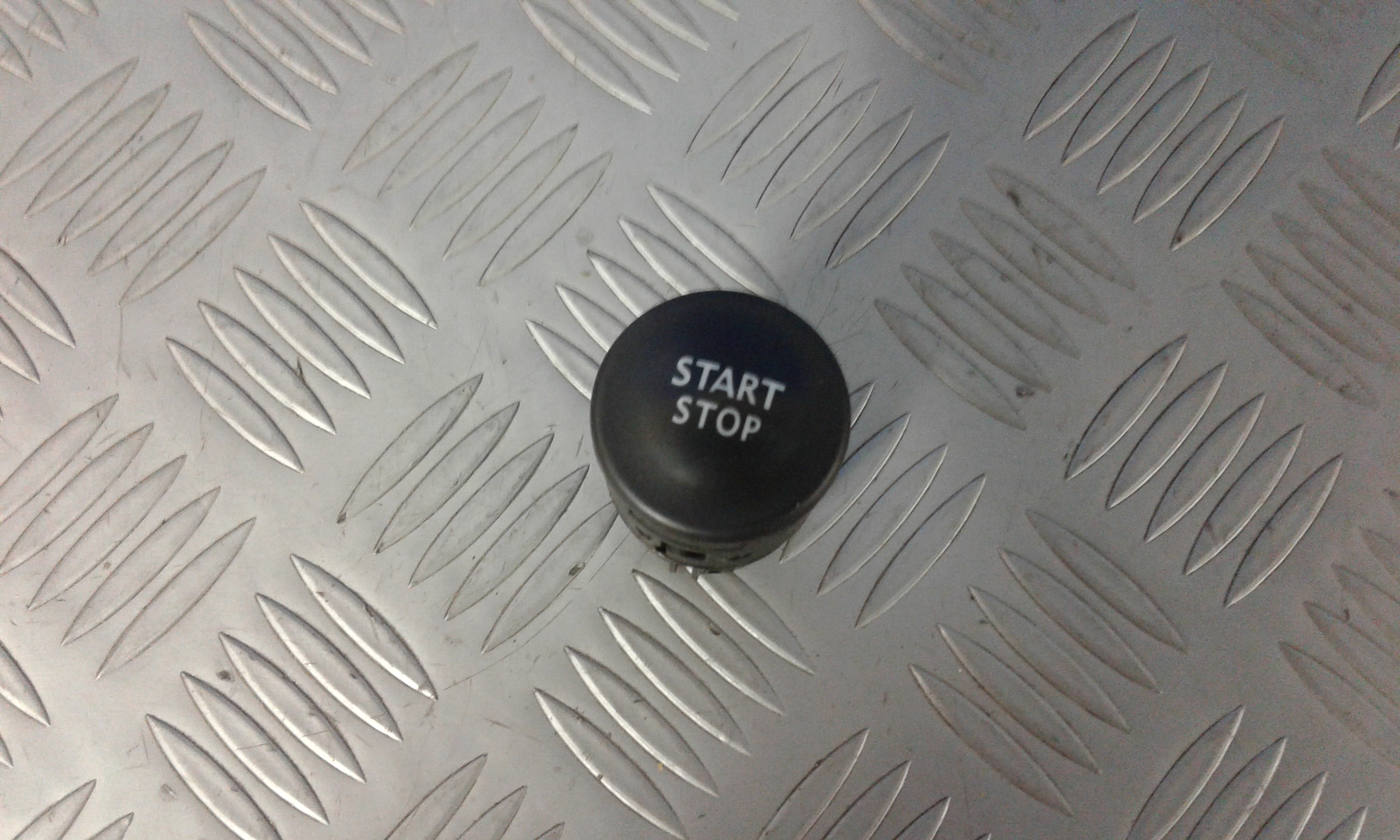 Pulsante start e stop RENAULT Captur Serie