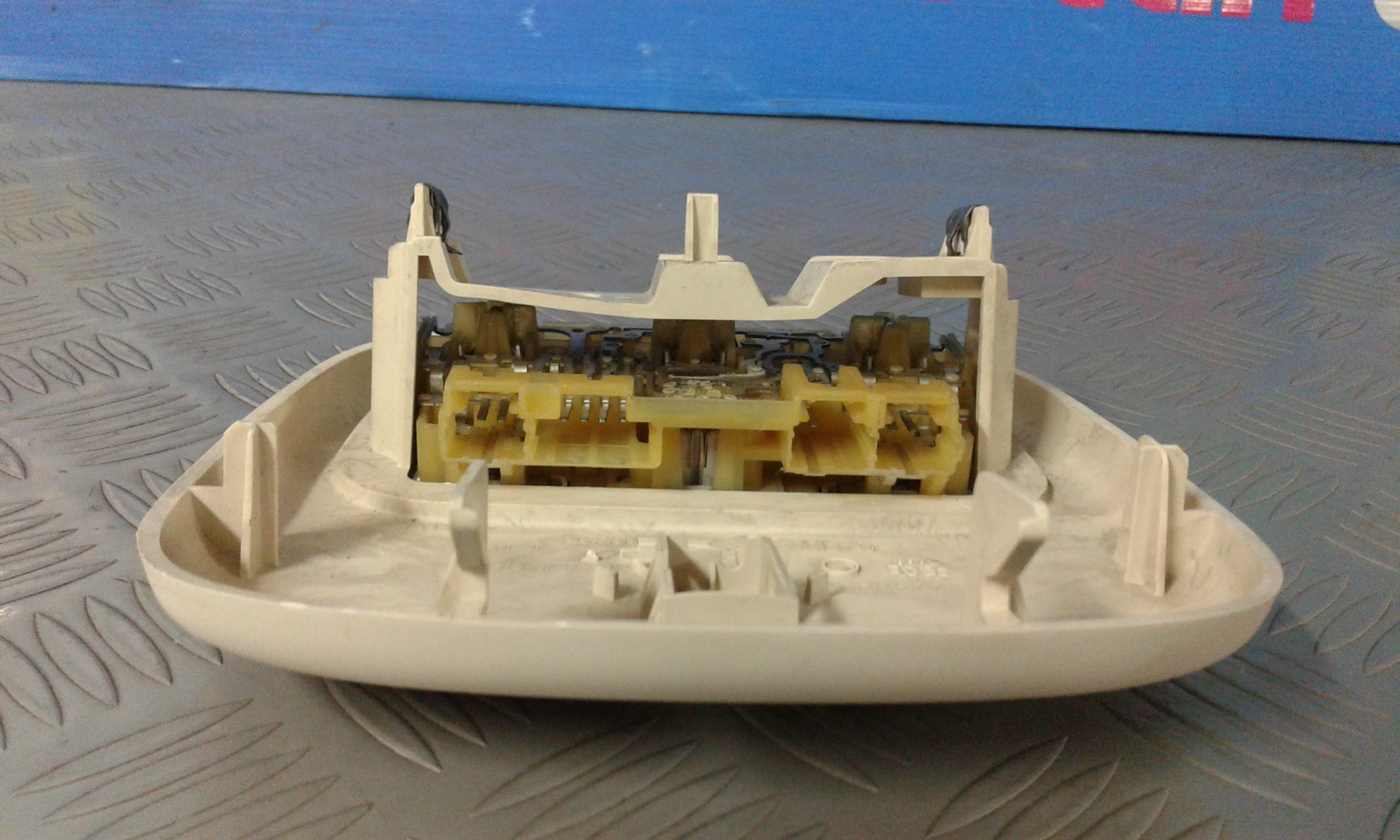 Luce di cortesia anteriore CITROEN C4 Coup 3P