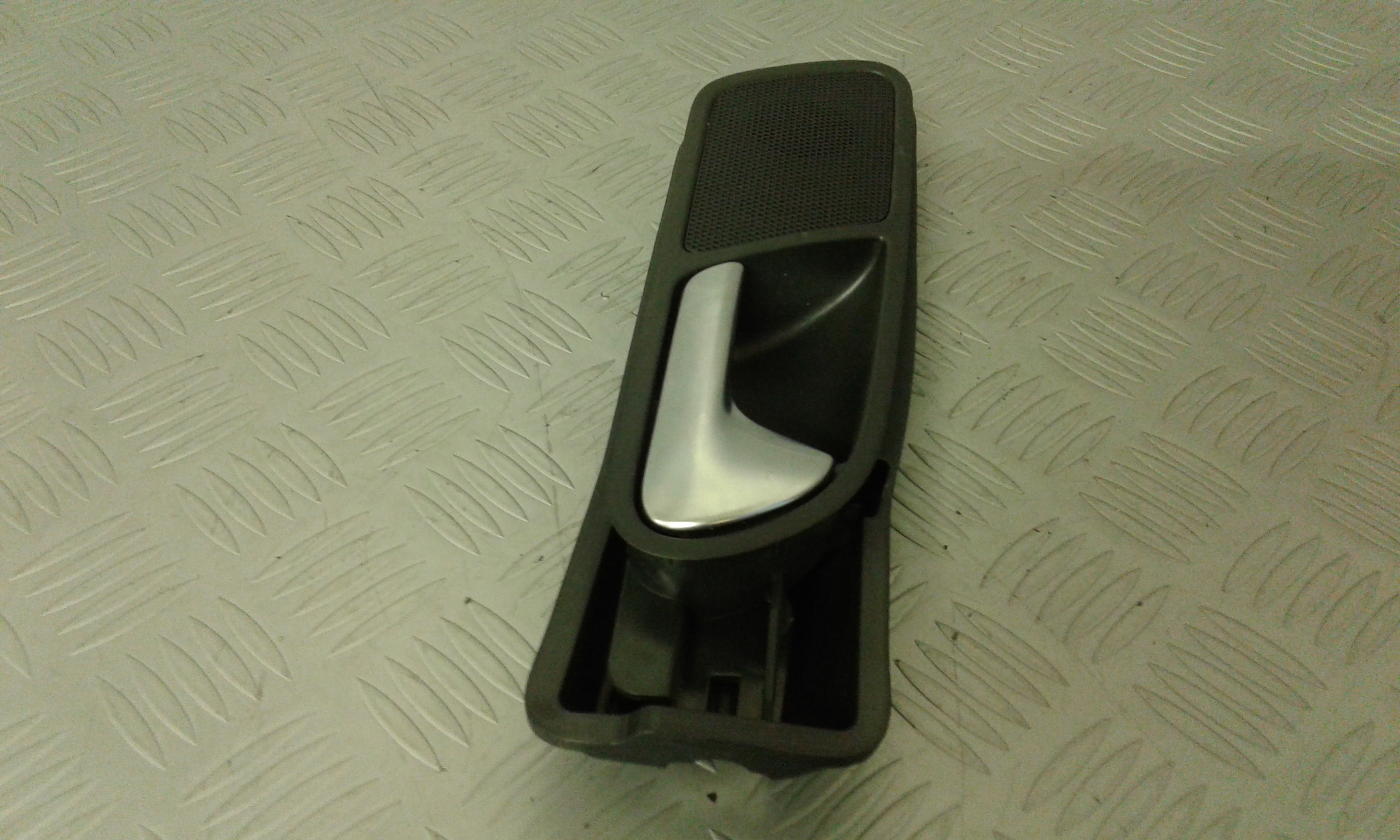 Maniglia interna Posteriore Destra VOLKSWAGEN Tiguan 2 Serie