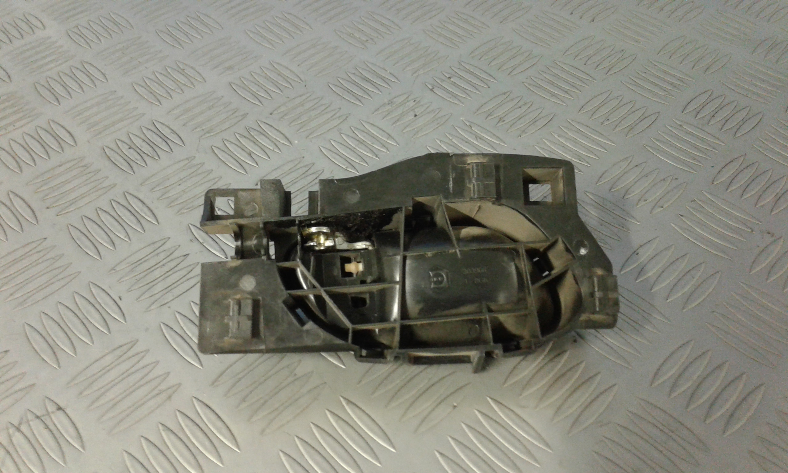 Maniglia interna Posteriore Sinistra PEUGEOT 208 1 Serie