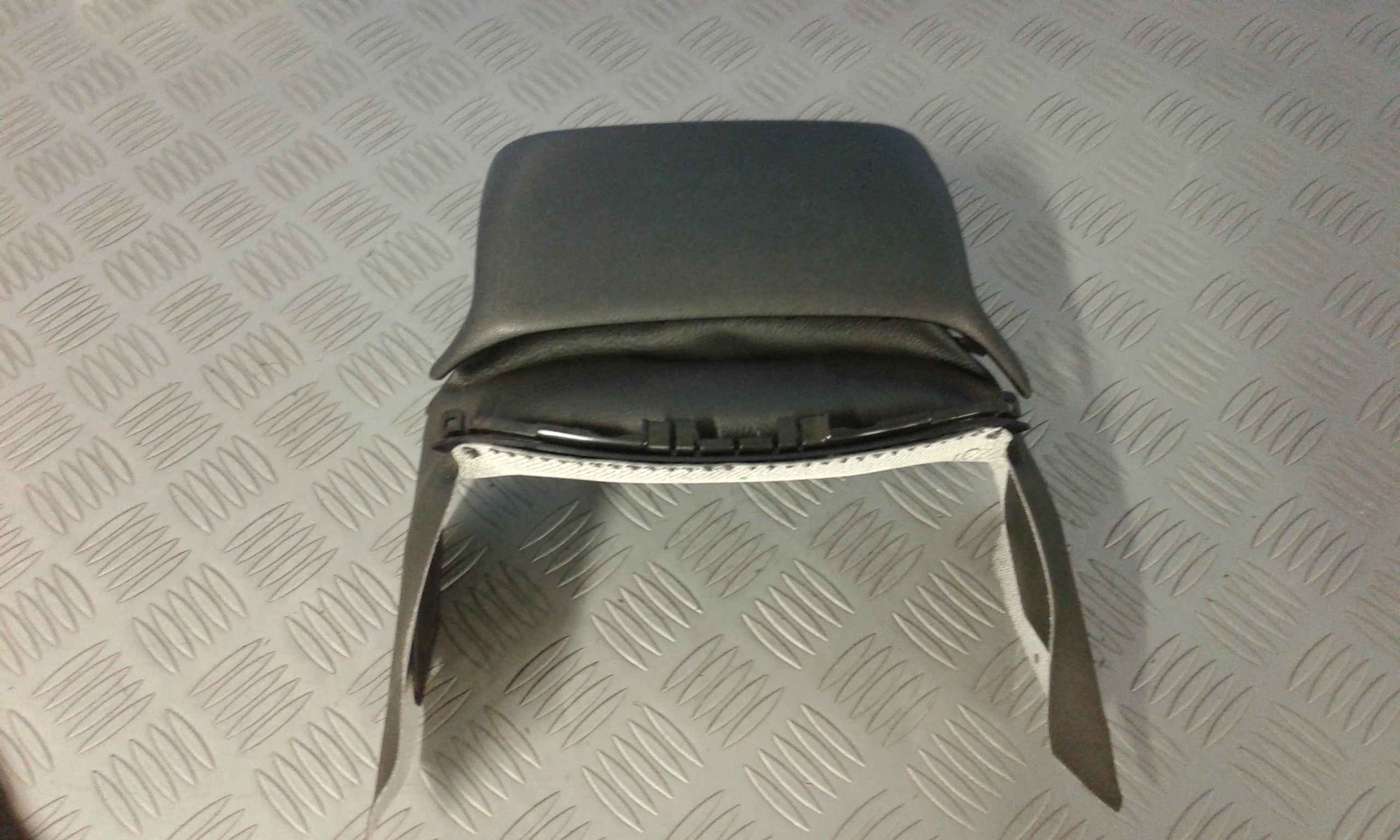 Riparo piantone sterzo CITROEN C3 3 Serie