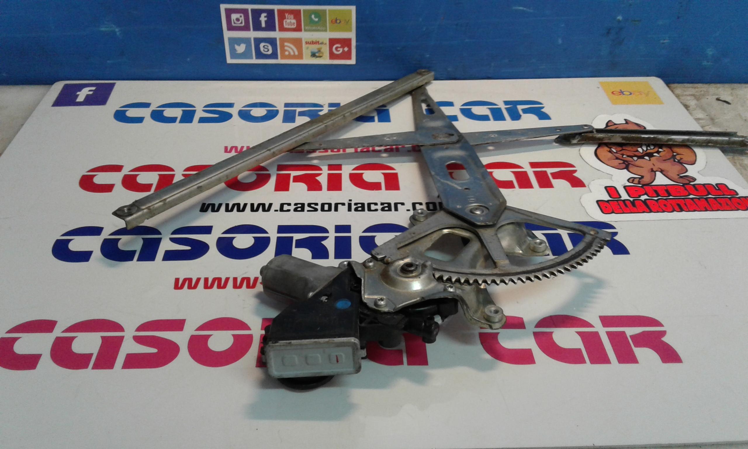 Cremagliera anteriore sinistra Guida TOYOTA Rav4 4 Serie