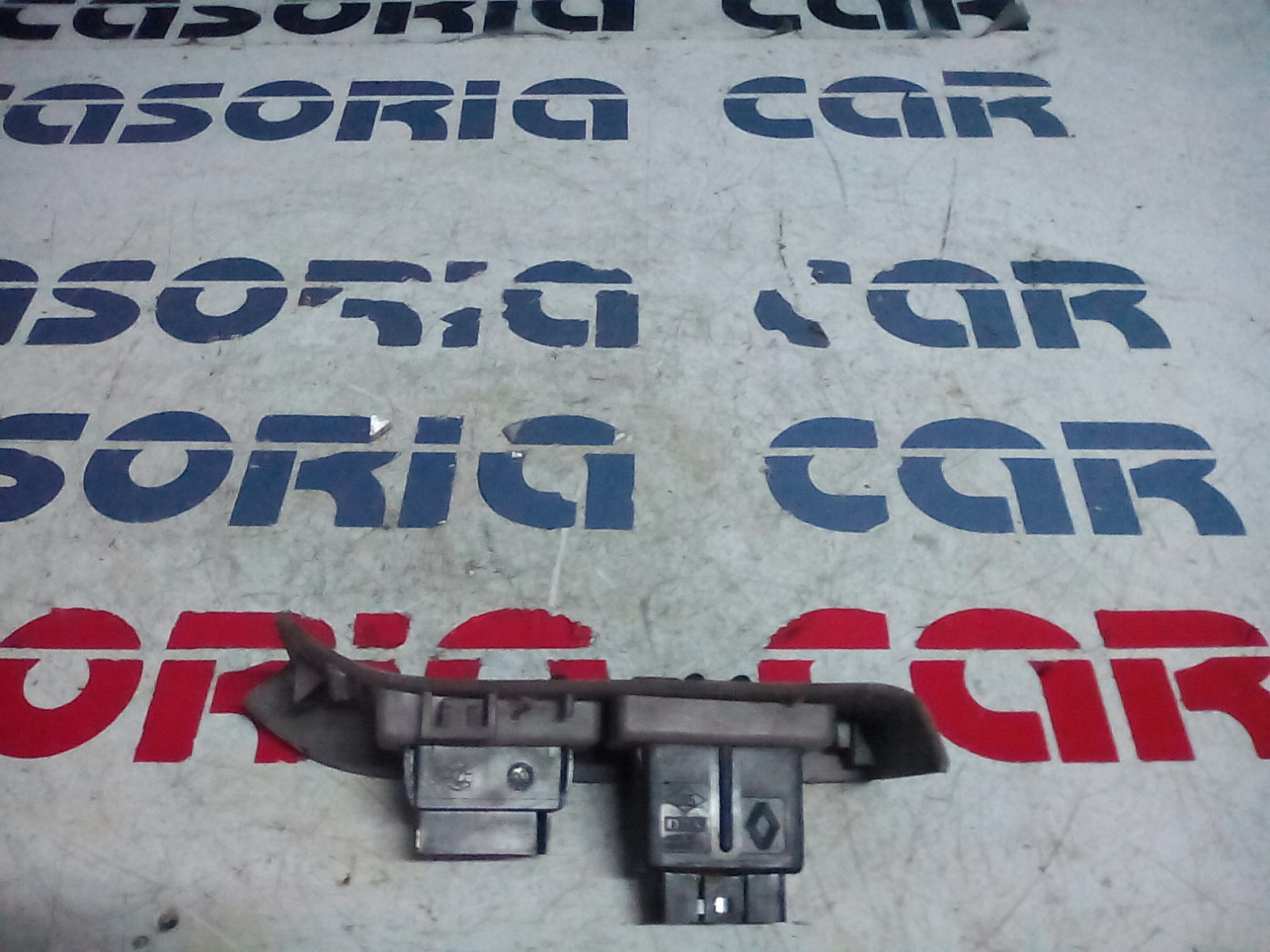 Pulsantiera Anteriore Sinistra Guida RENAULT Master 2 Serie