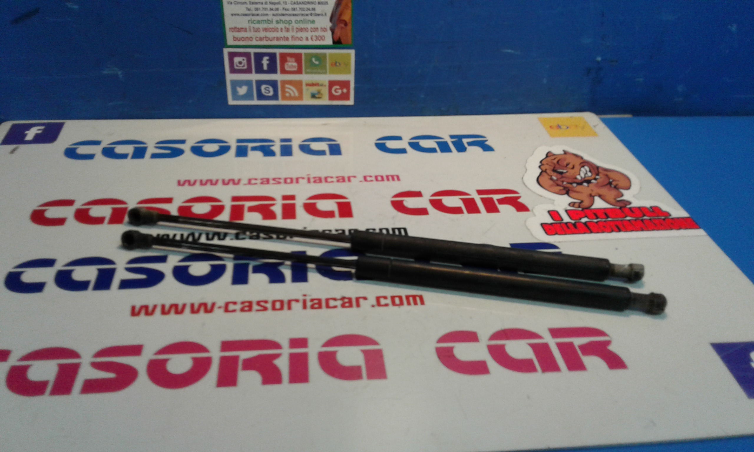 Pistoncini cofano Post. TOYOTA Avensis Berlina 1 Serie