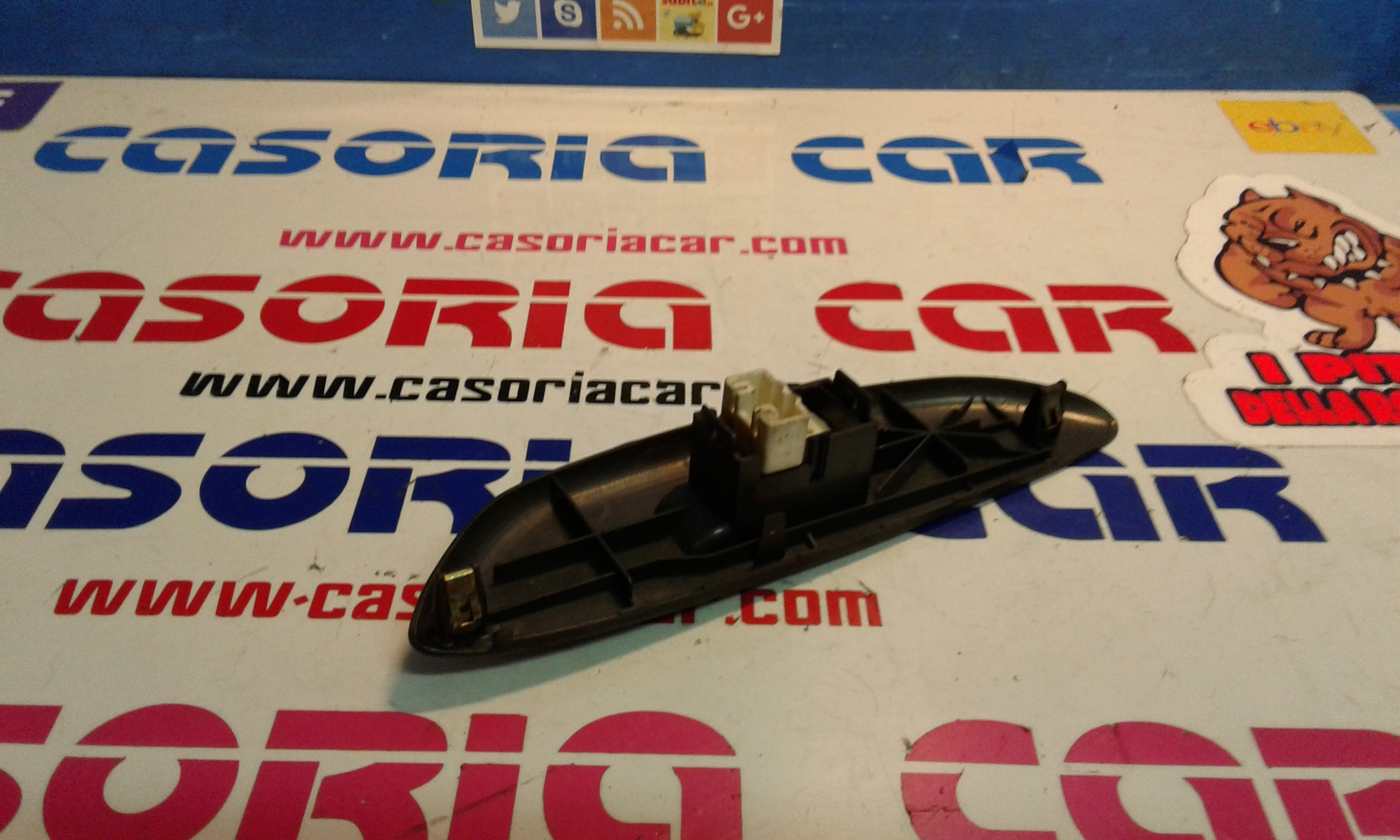 Pulsantiera Anteriore Destra Passeggero TOYOTA Yaris 1 Serie