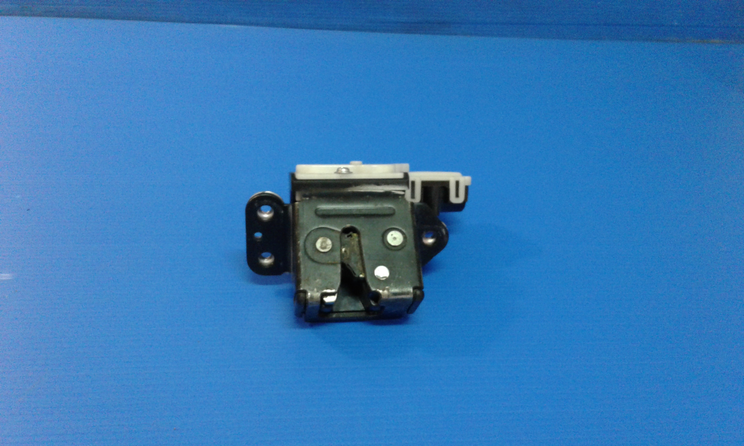 Serratura Cofano Posteriore MAZDA 6 Berlina 2 Serie