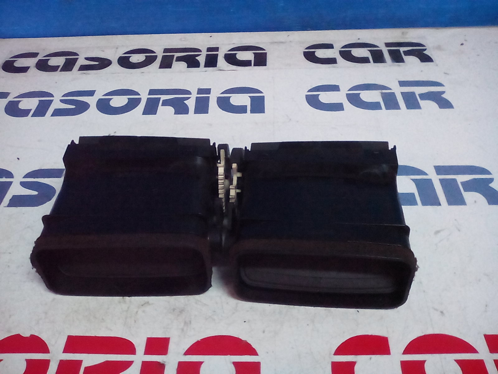 Griglia aria interna TOYOTA Avensis Berlina 2 Serie