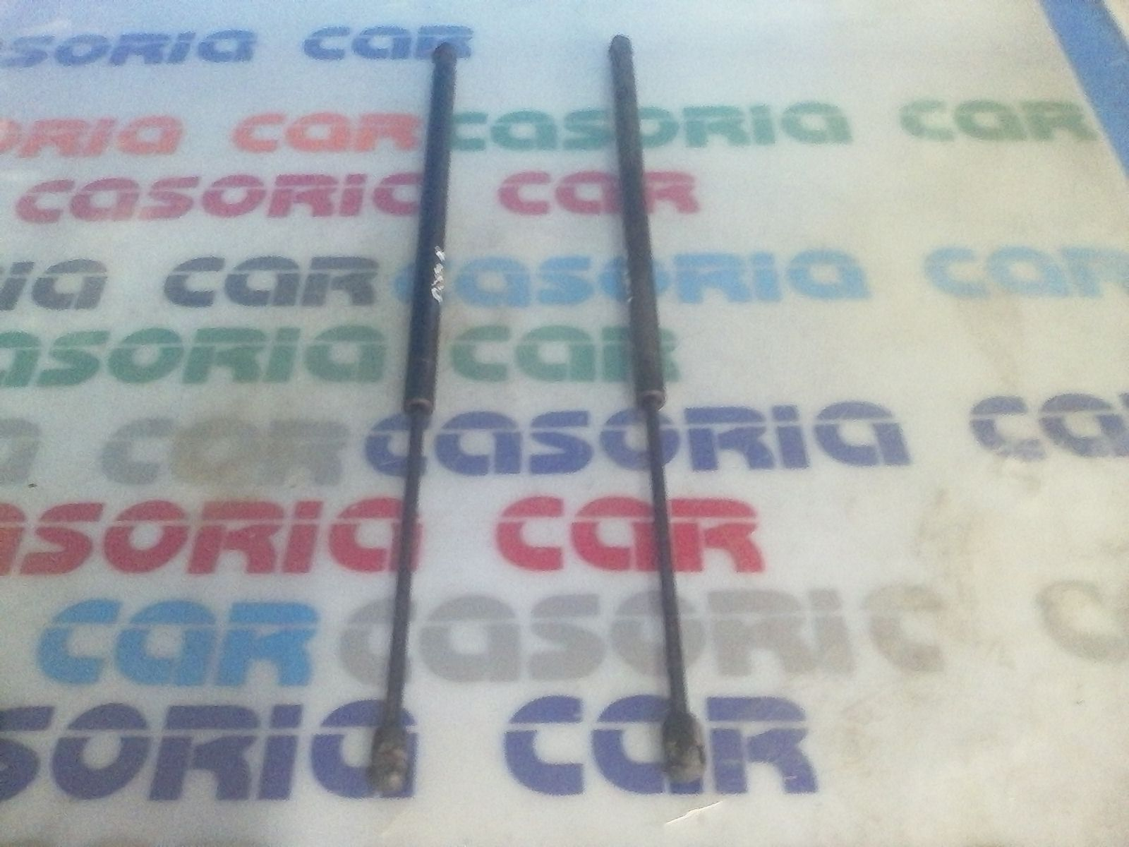 Pistoncini cofano Post. FORD Fiesta 5 Serie