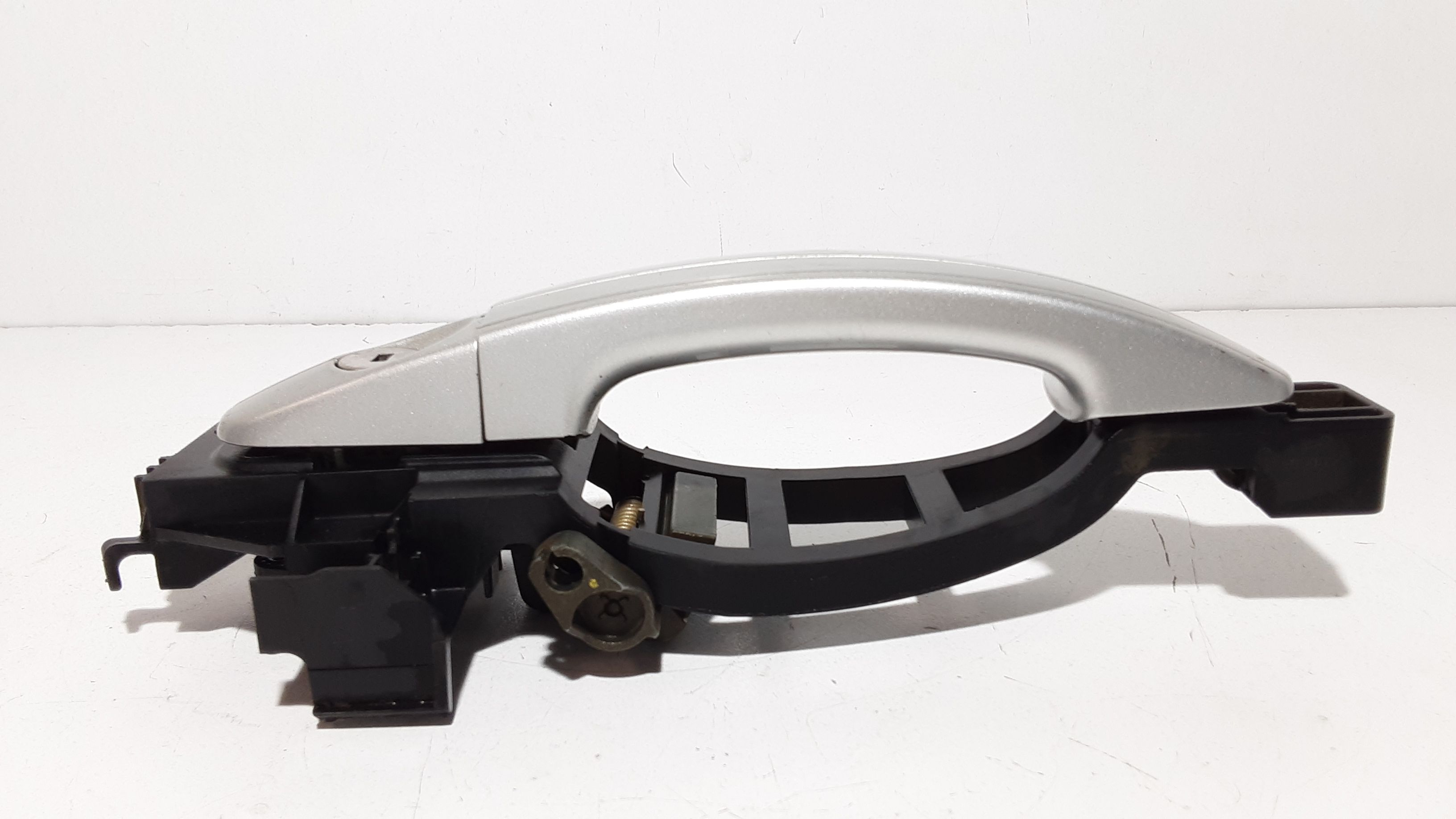 Maniglia esterna Anteriore Sinistra FORD C - Max Serie (03>07)