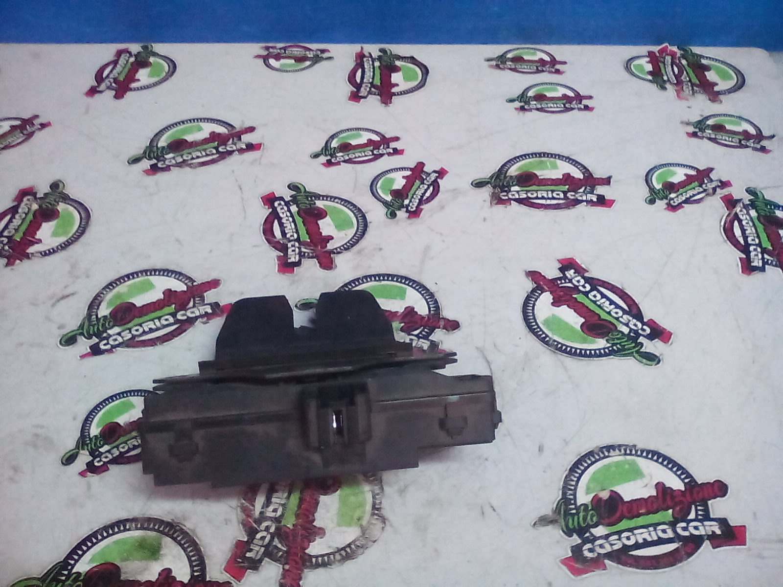 Serratura Cofano Posteriore FORD C - Max 1 Serie