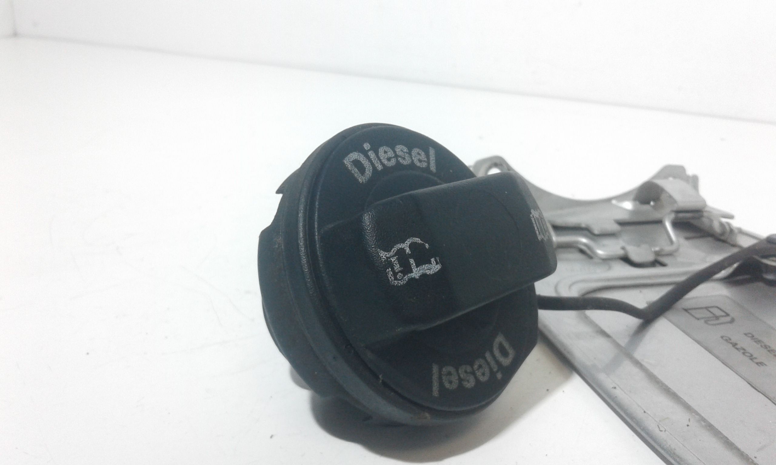 Sportellino Carburante AUDI A4 Berlina (8E)  Serie