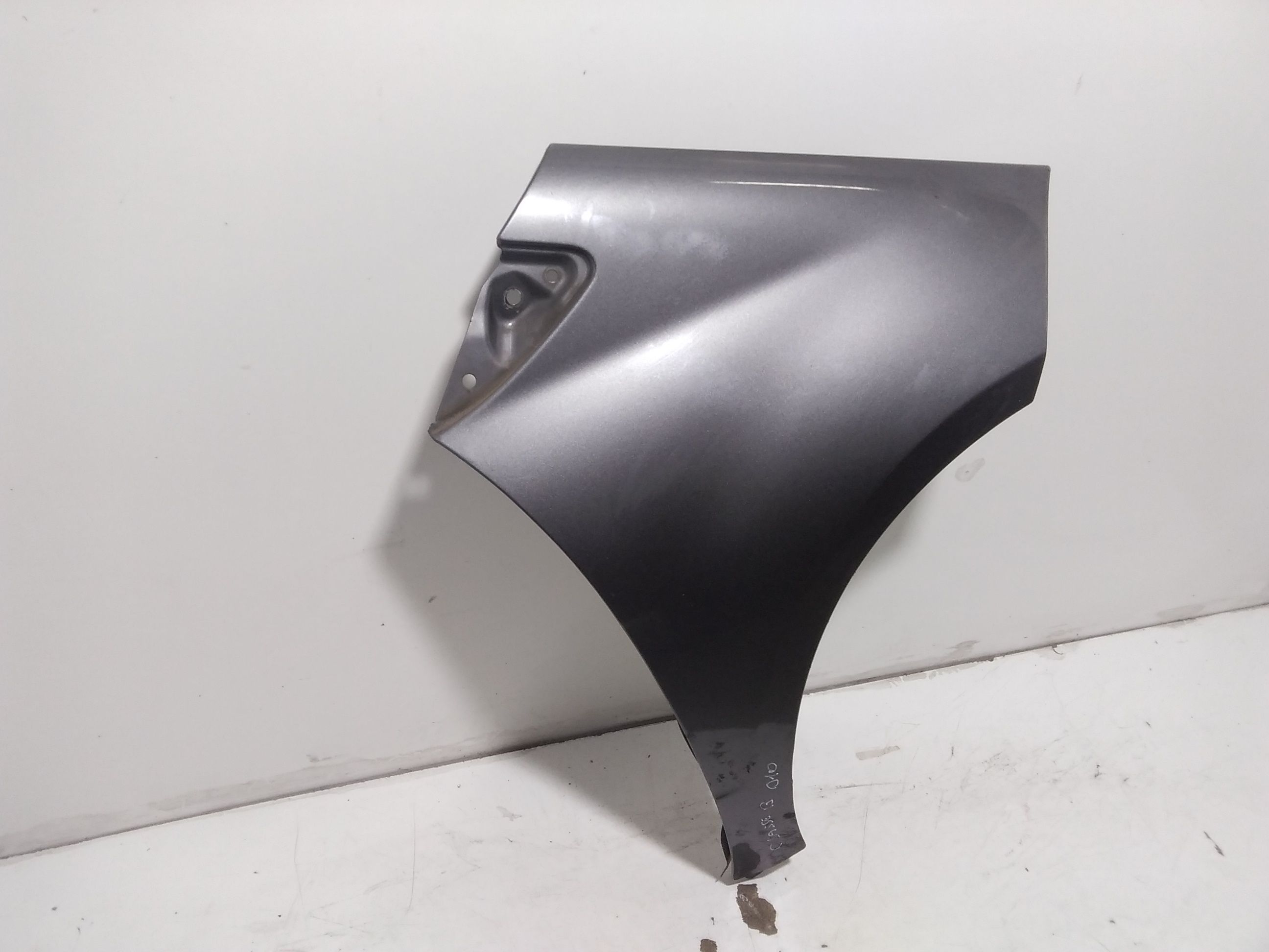 Parafango Anteriore Destro MERCEDES Classe A W169 4 Serie