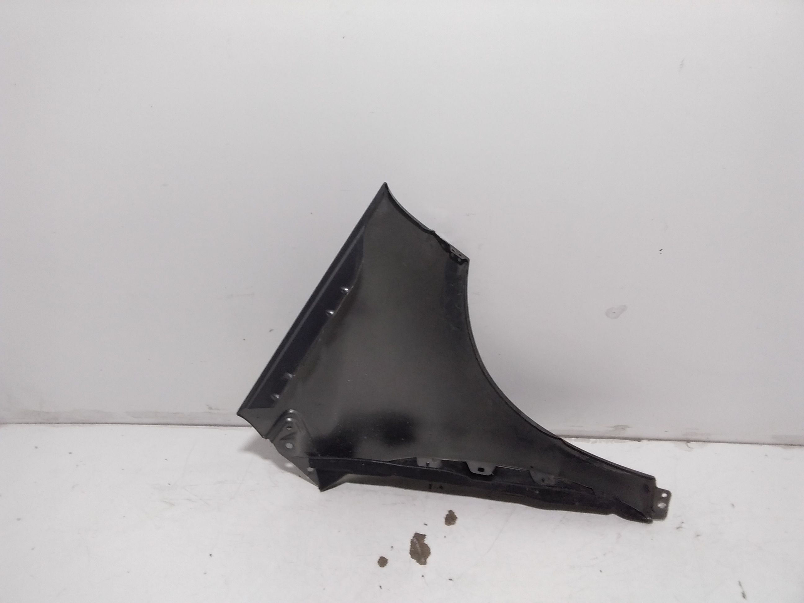 Parafango Anteriore Sinistro MERCEDES Classe A W169 4 Serie