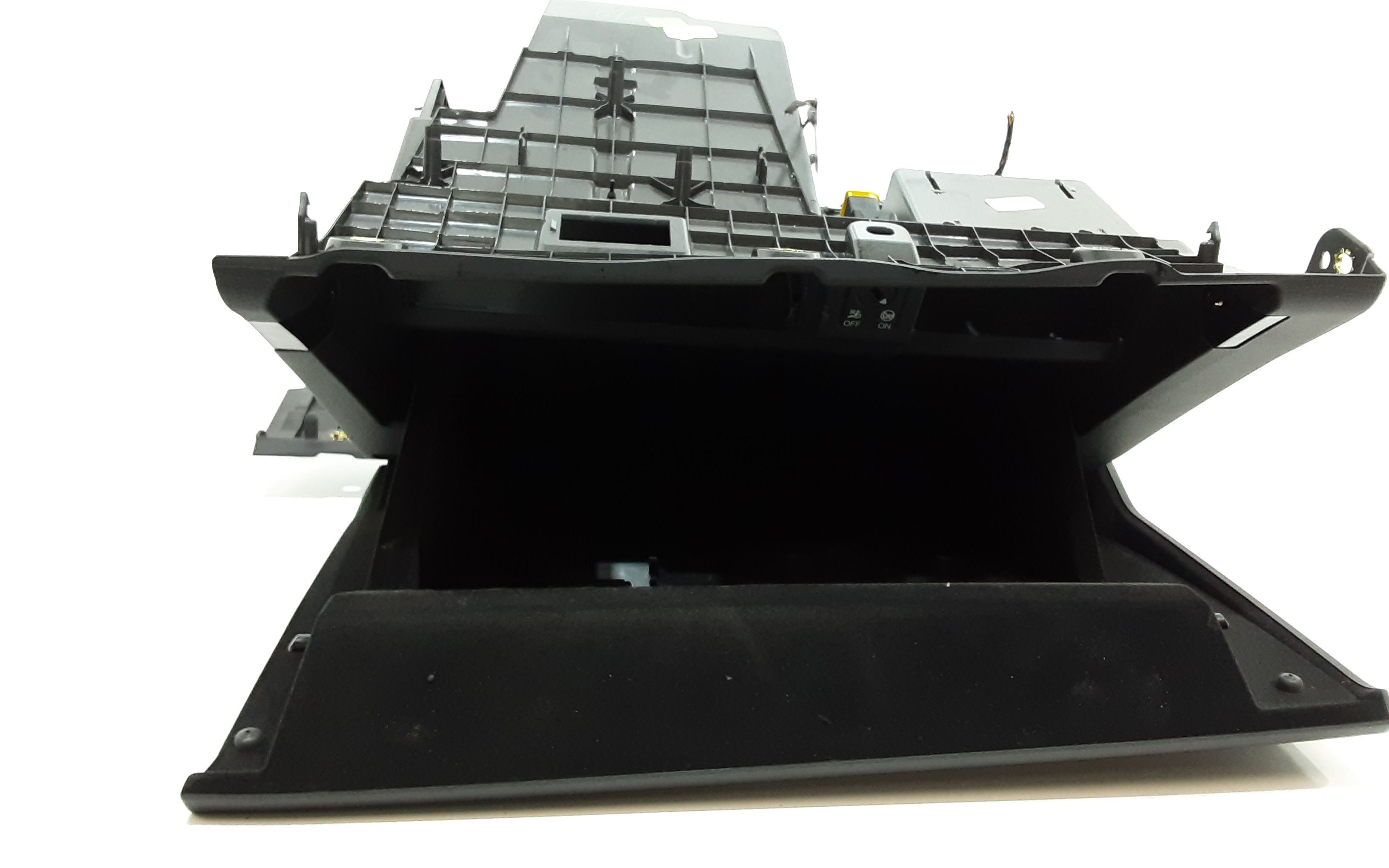 Cassetto porta oggetti AUDI Q5 Serie (FYB)