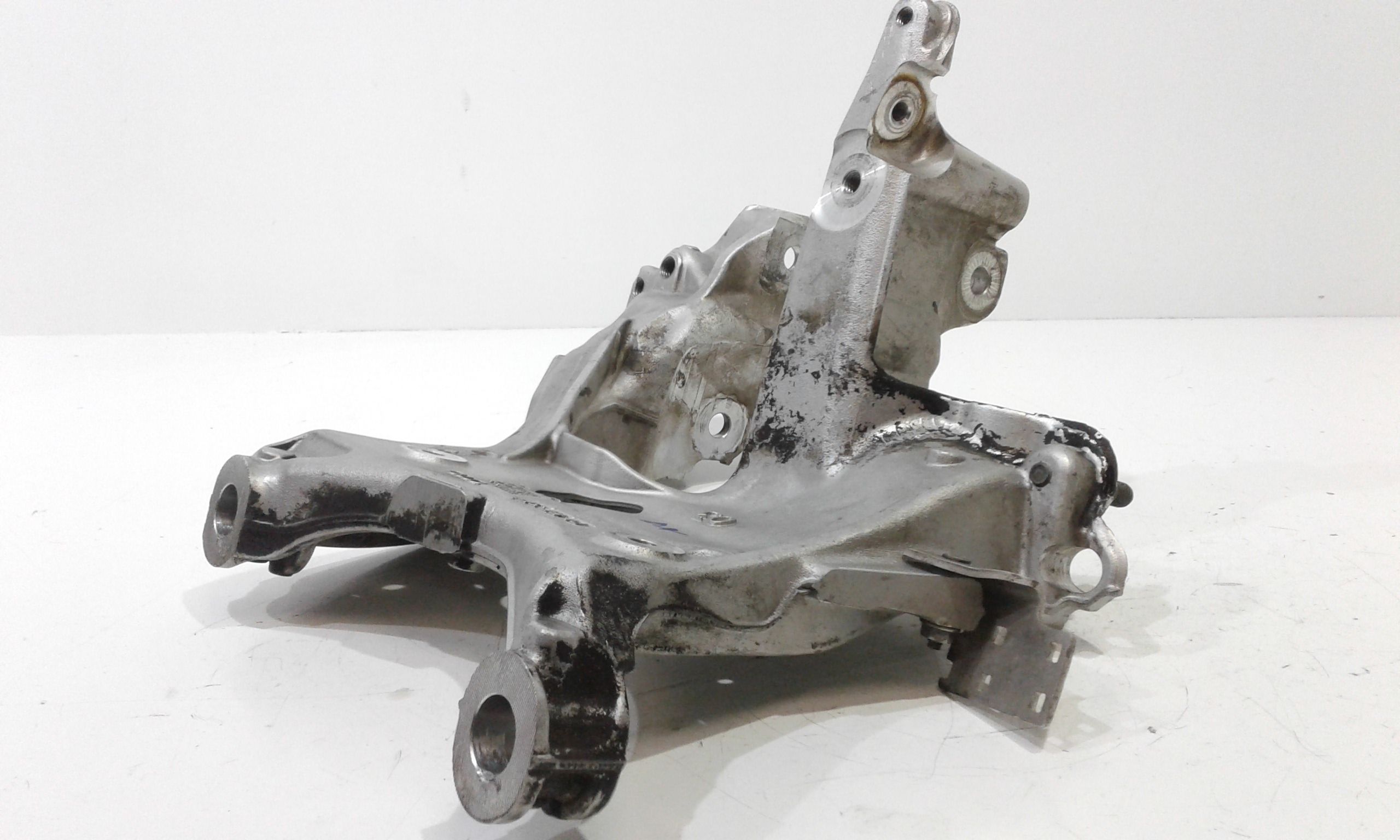 Controtelaio sospensione anteriore AUDI Q5 Serie (FYB)