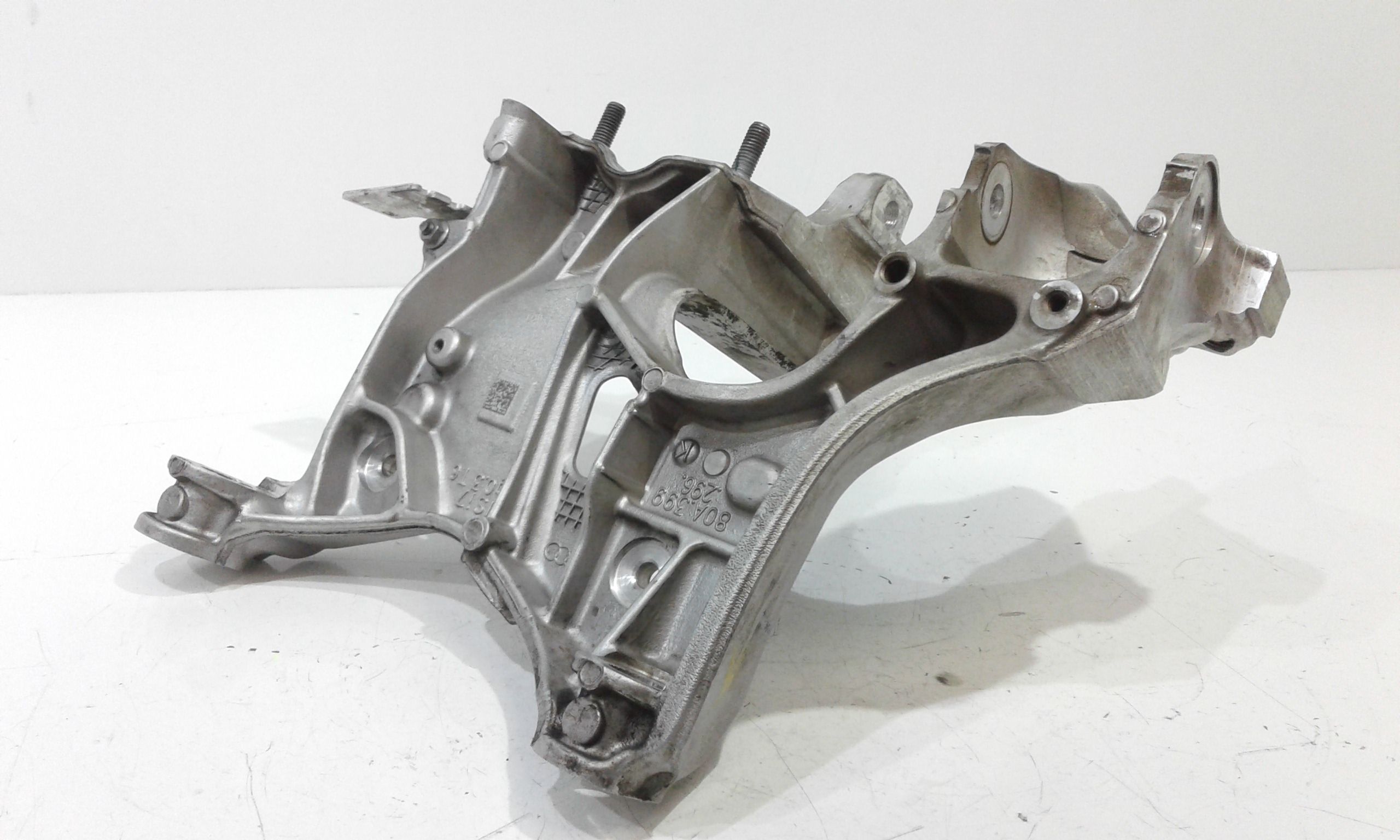 Controtelaio sospensione anteriore AUDI Q5 Serie (FYB)