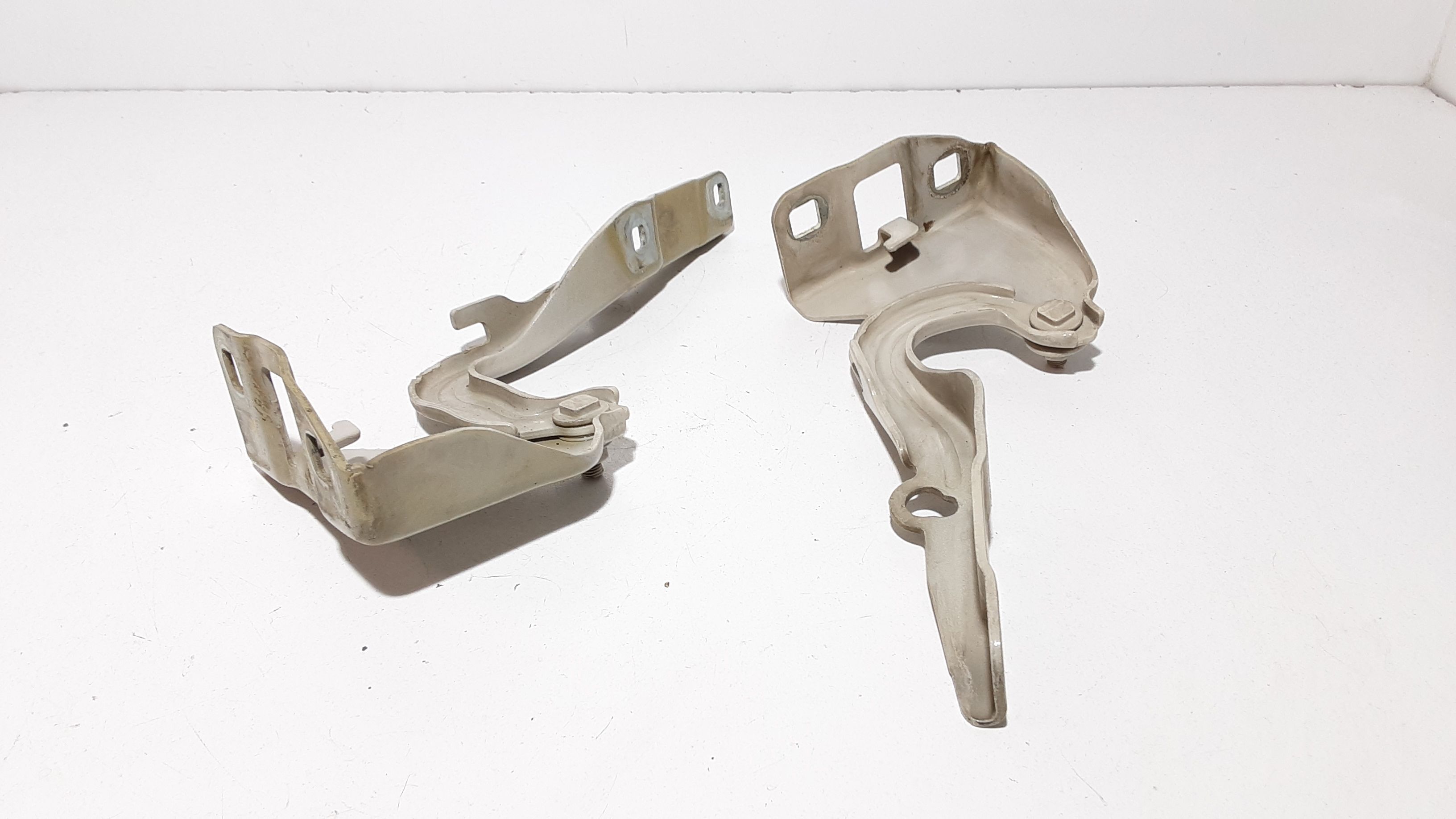 Cerniere cofano anteriore dx e sx FIAT Croma 2 Serie