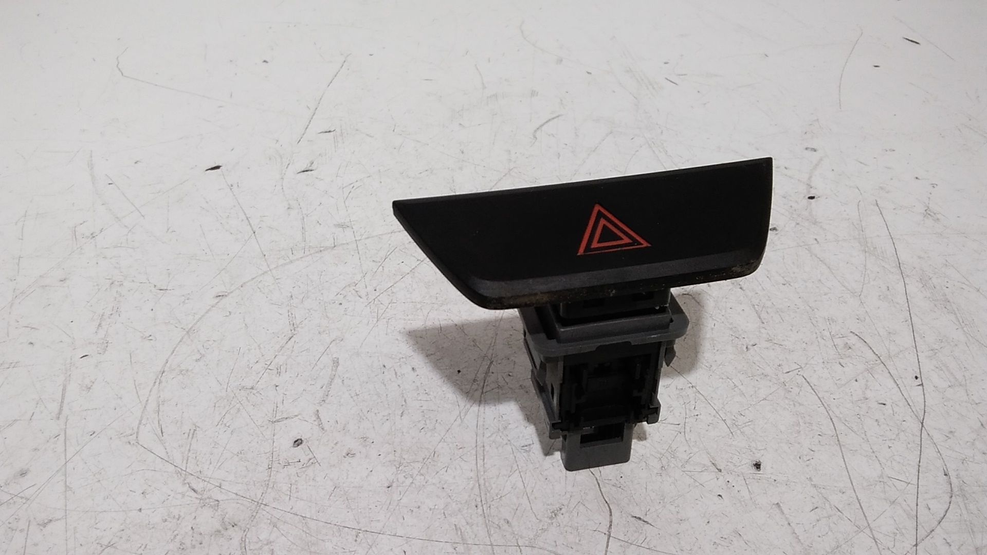 Pulsante luci di emergenza TOYOTA IQ 1 Serie