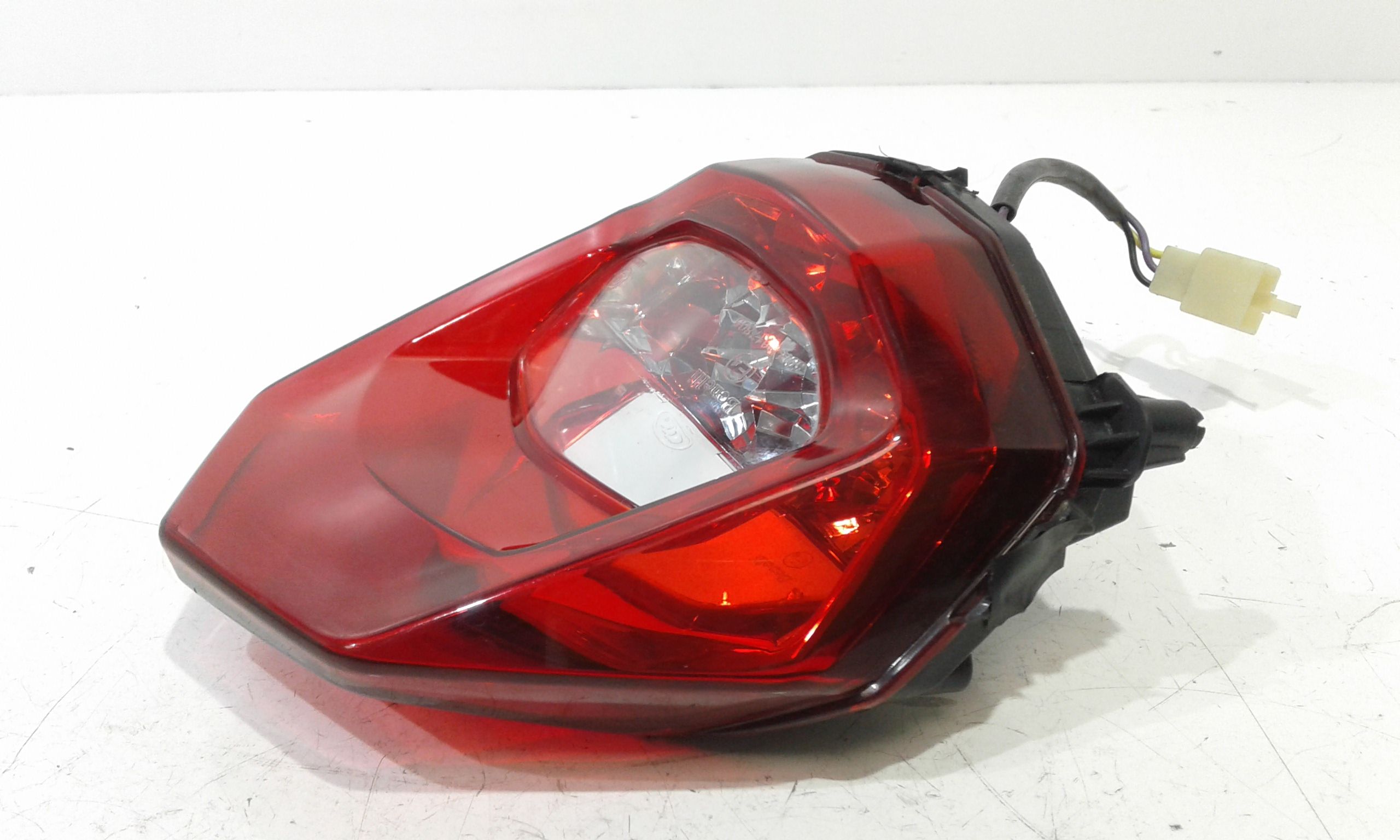 Stop posteriore BENELLI BN 302 300cc (16>19)