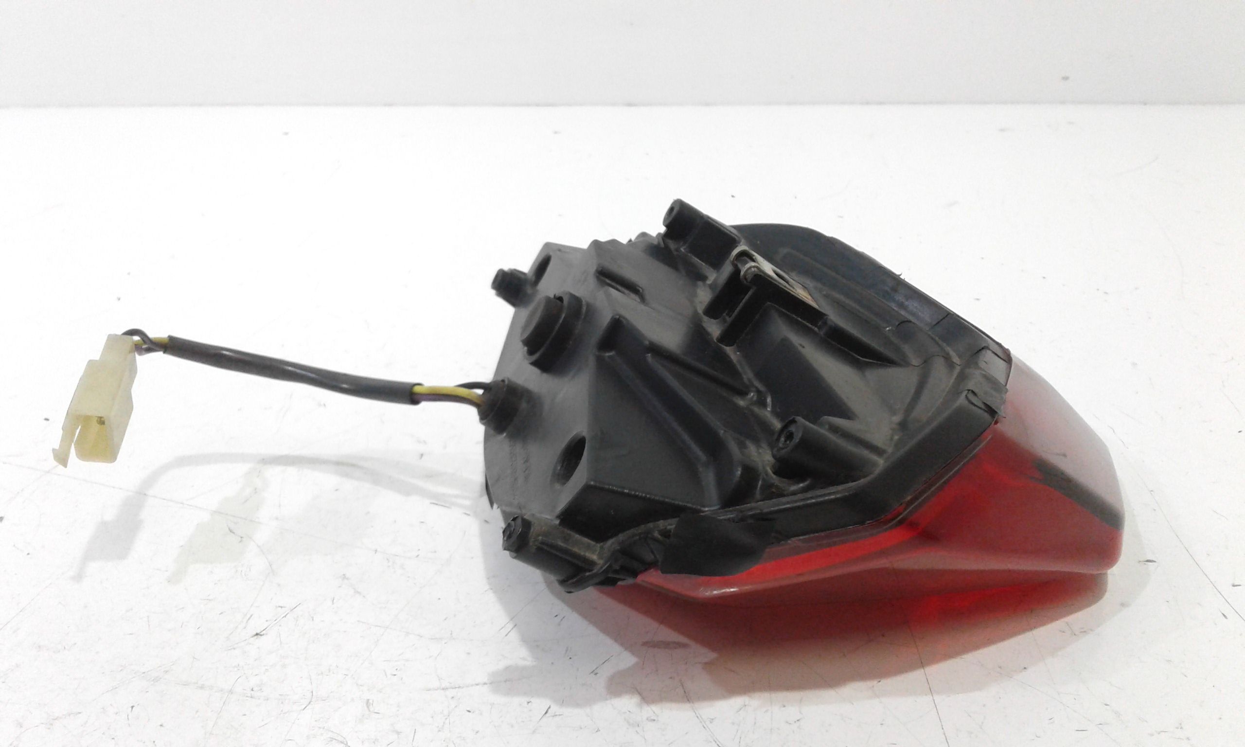 Stop posteriore BENELLI BN 302 300cc (16>19)