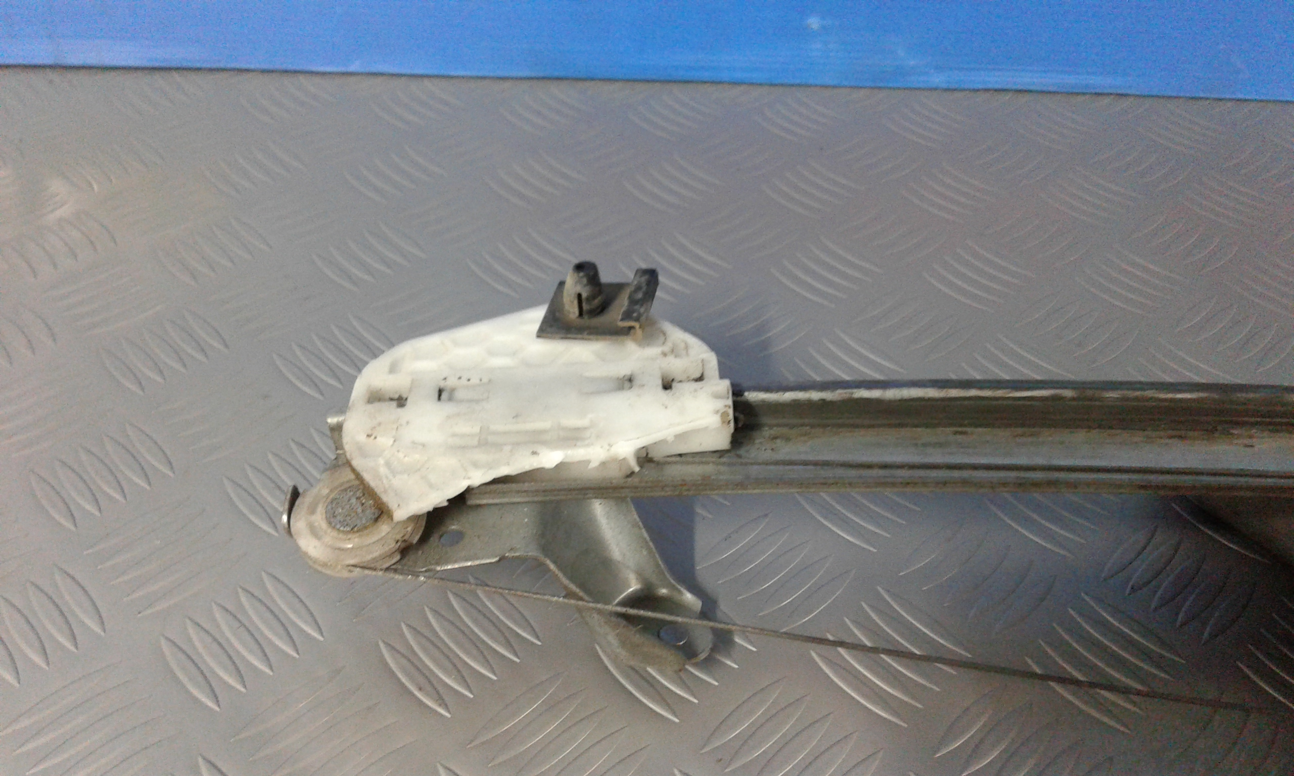 Cremagliera anteriore sinistra Guida DACIA Logan MCV