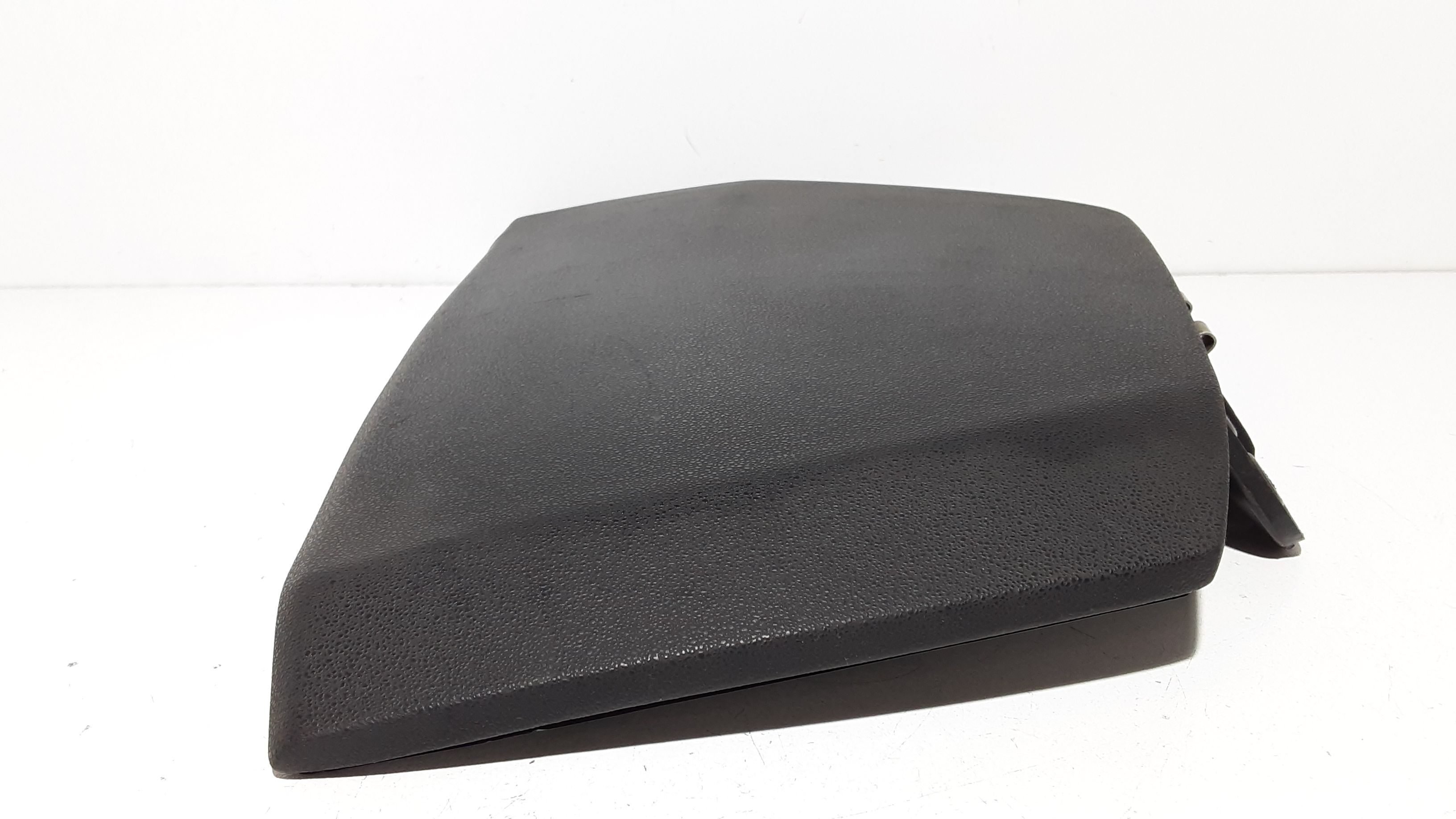 Sportellino porta oggetti